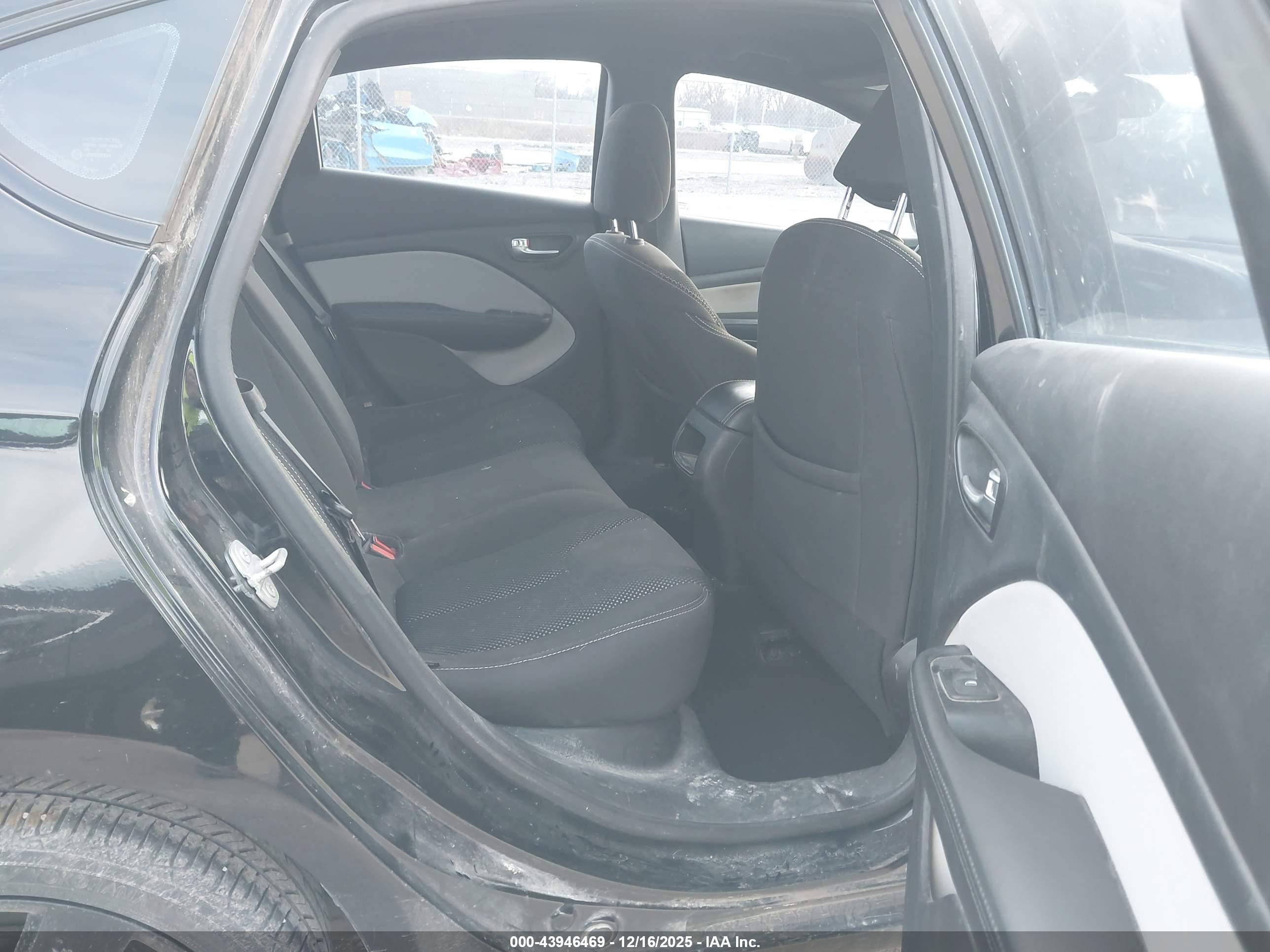 DODGE DART image 8