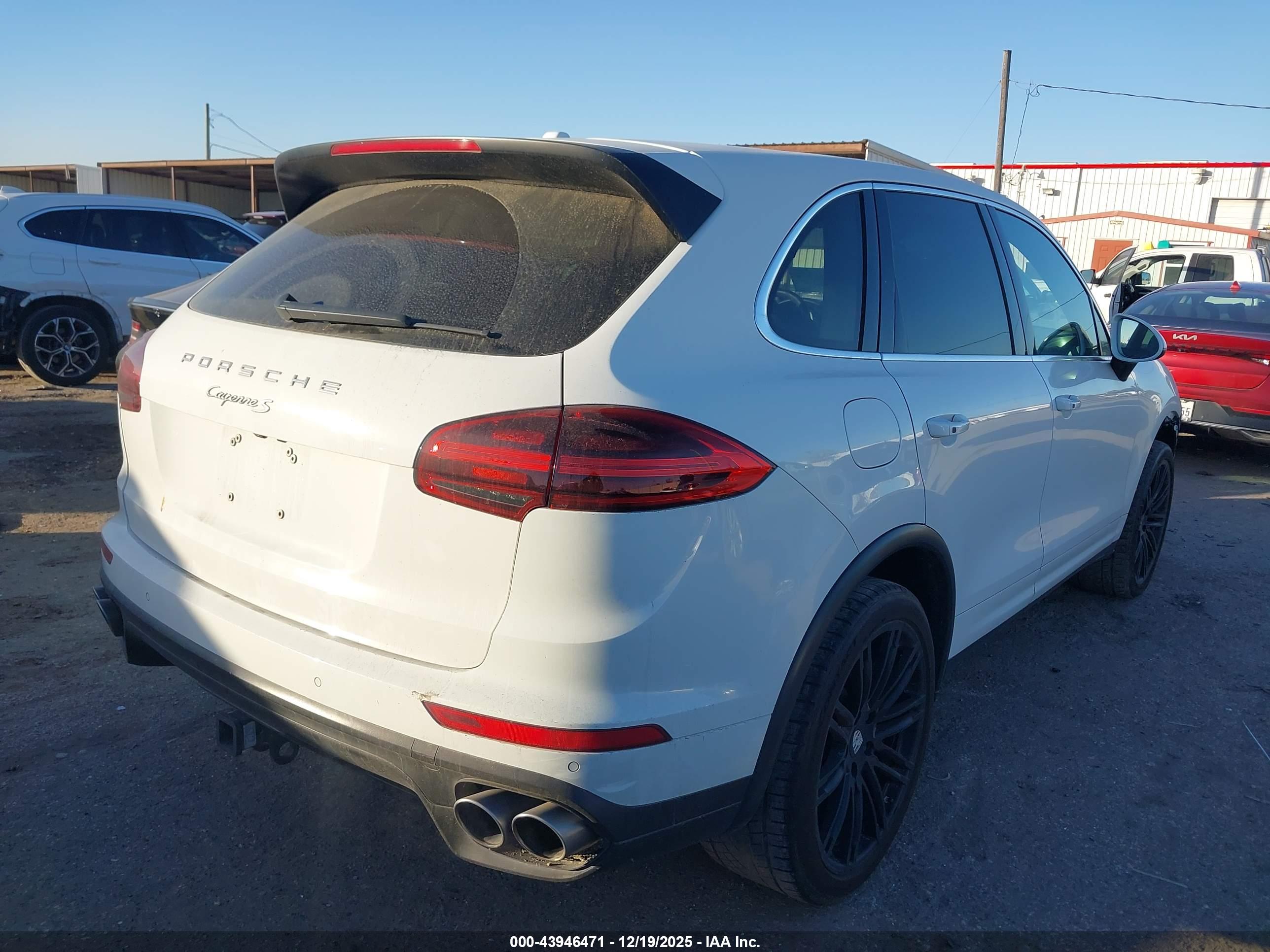 PORSCHE CAYENNE image 4