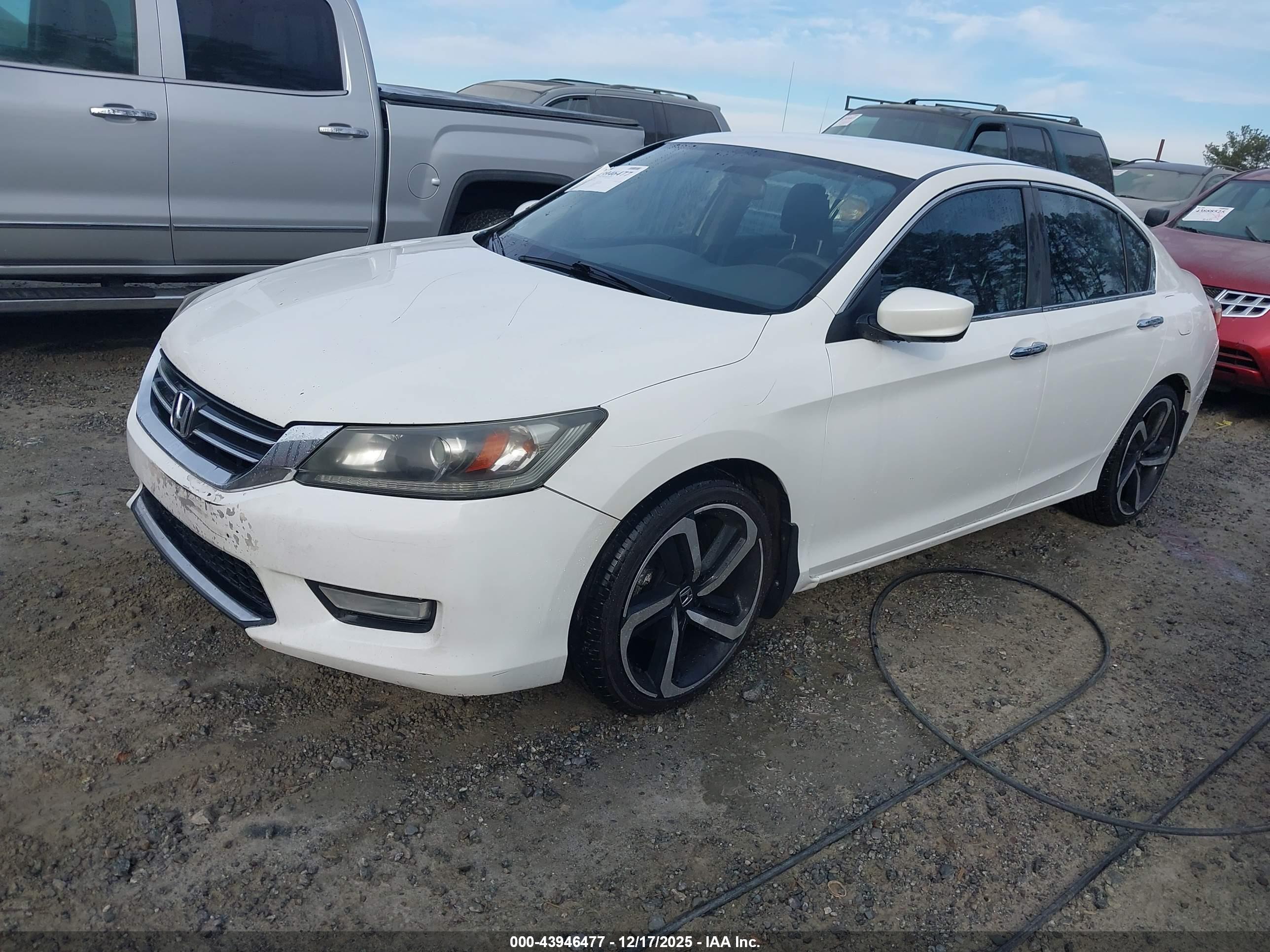 HONDA ACCORD image 2