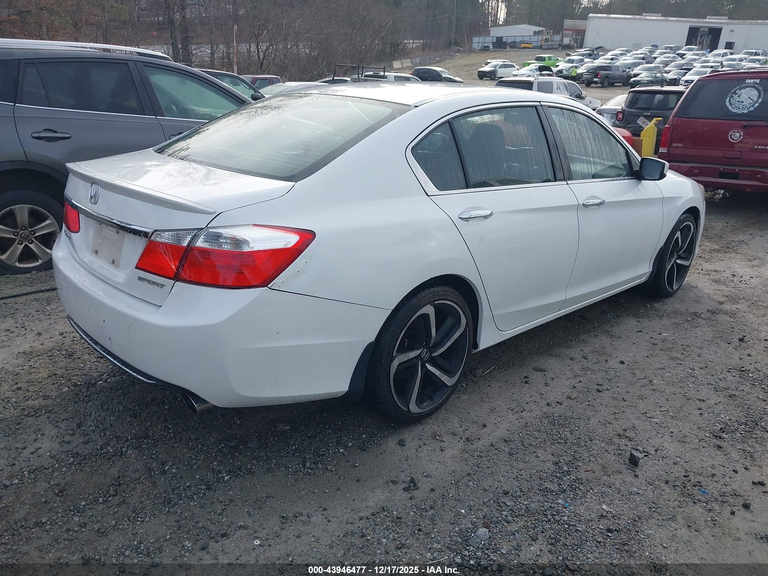 HONDA ACCORD image 4