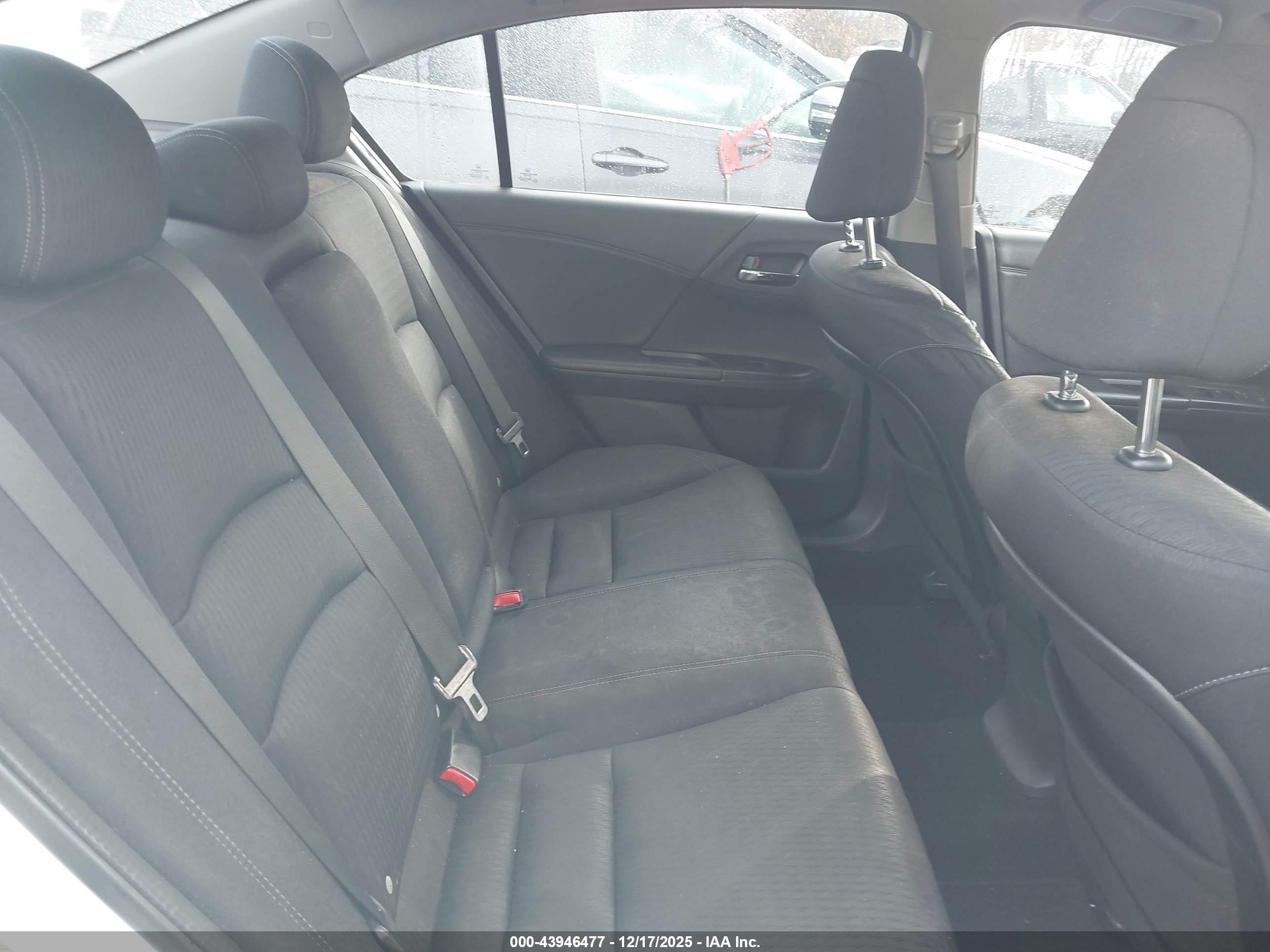 HONDA ACCORD image 8
