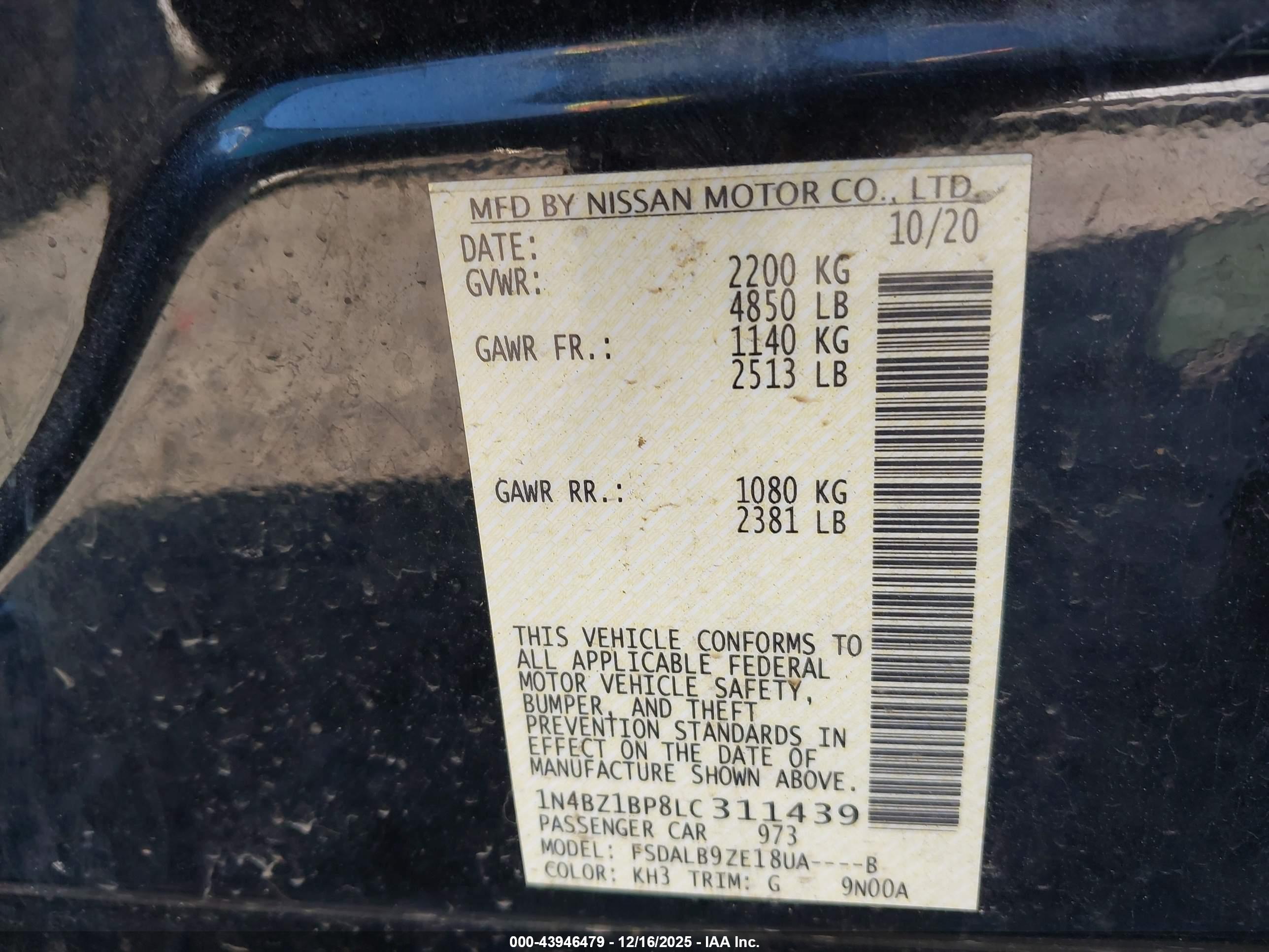 NISSAN LEAF image 9