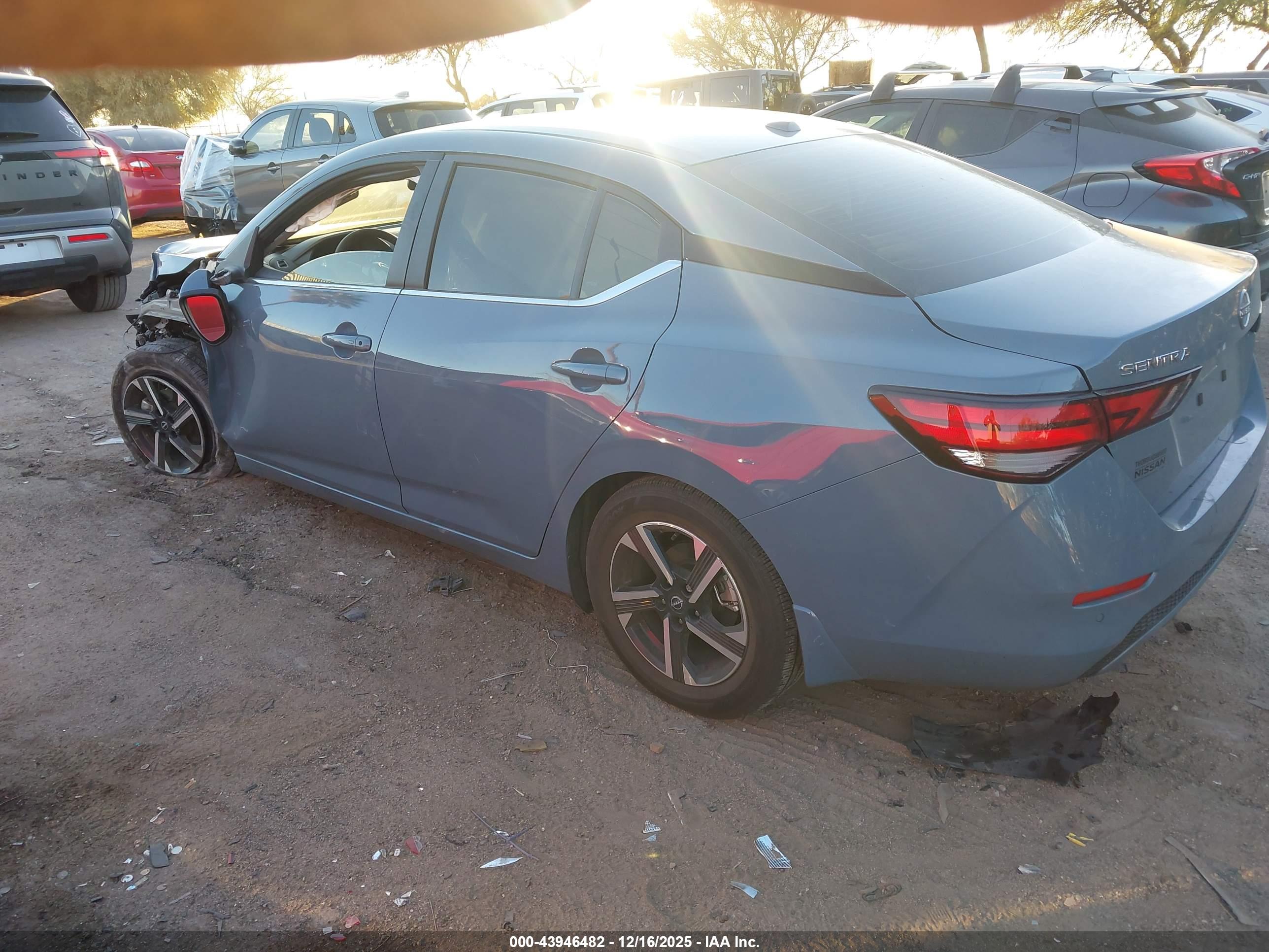 NISSAN SENTRA image 3