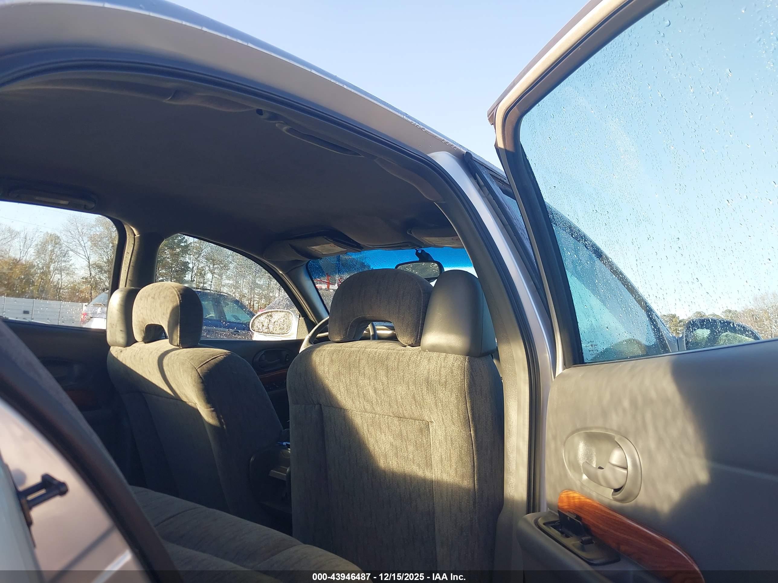 BUICK LESABRE image 8