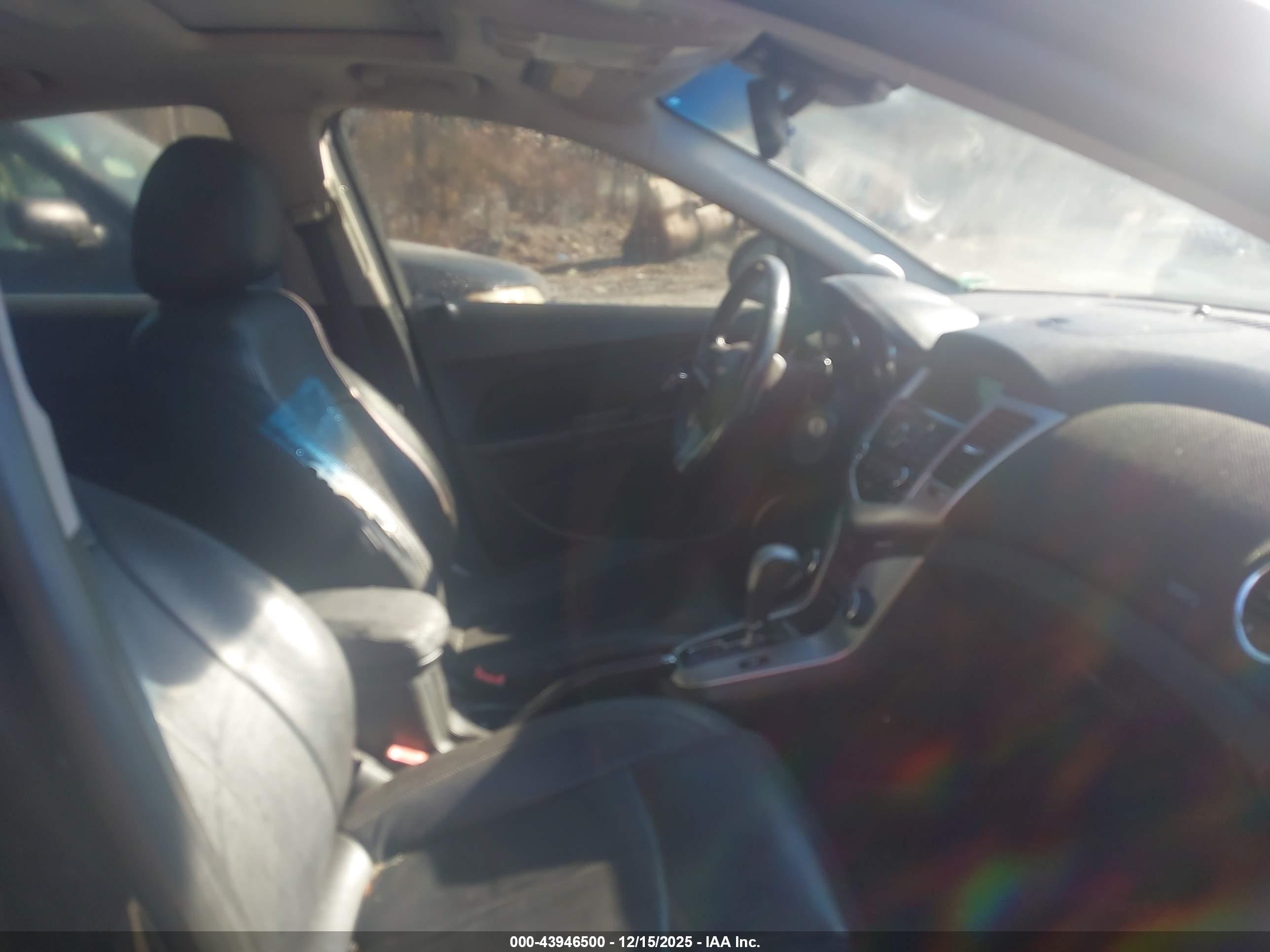 CHEVROLET CRUZE image 5