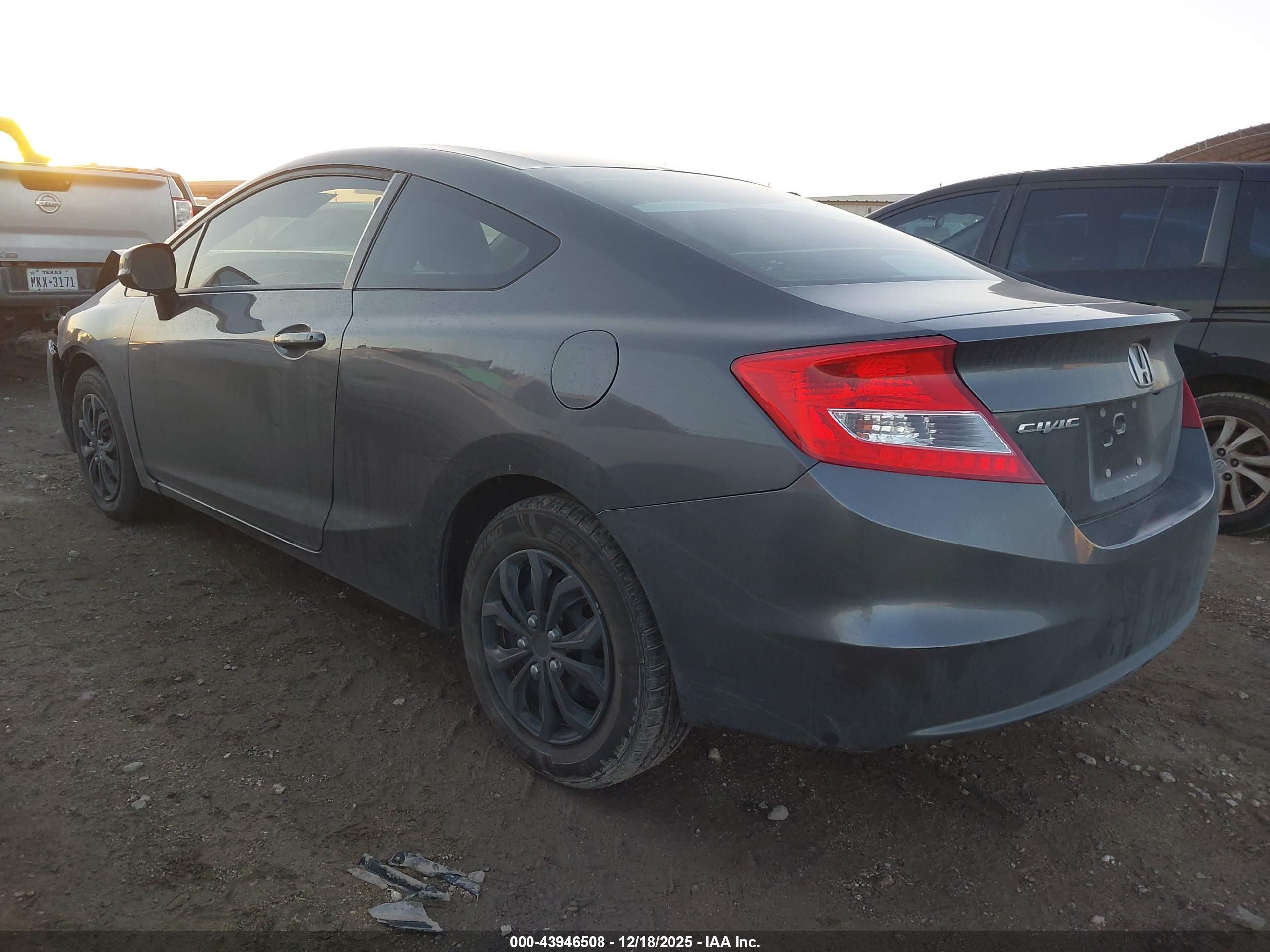 HONDA CIVIC image 3