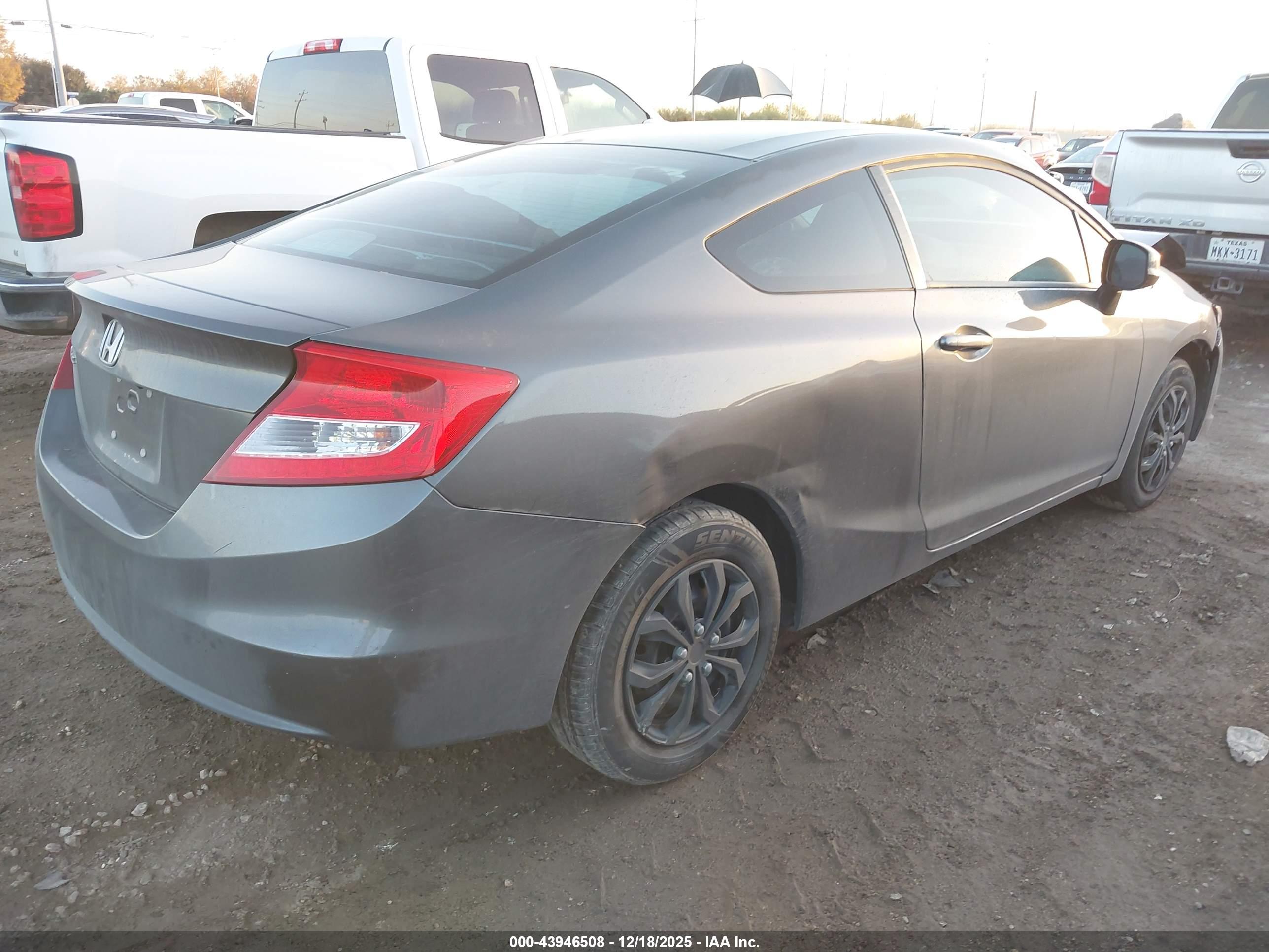 HONDA CIVIC image 4