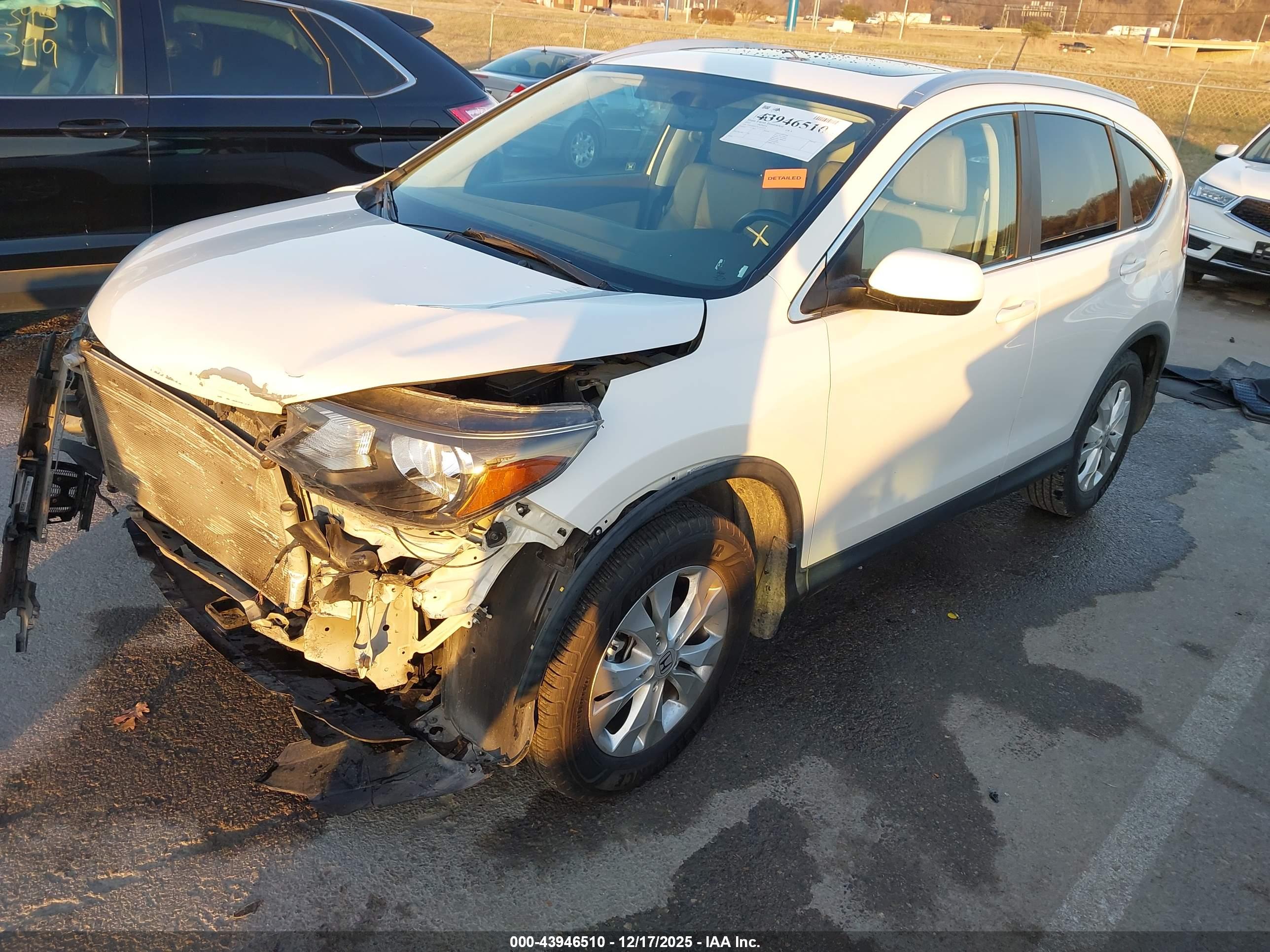HONDA CR-V image 2
