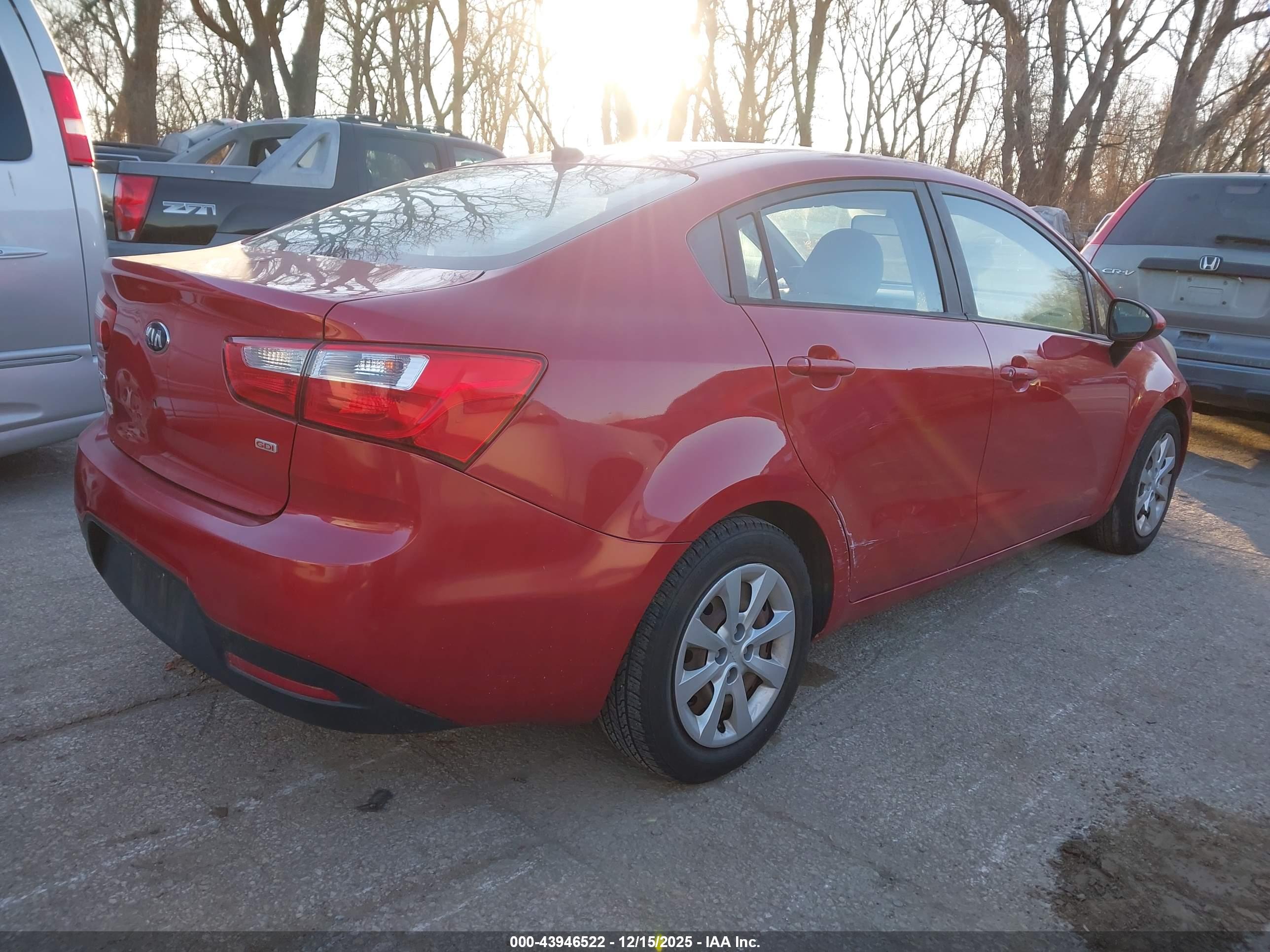 KIA RIO image 4