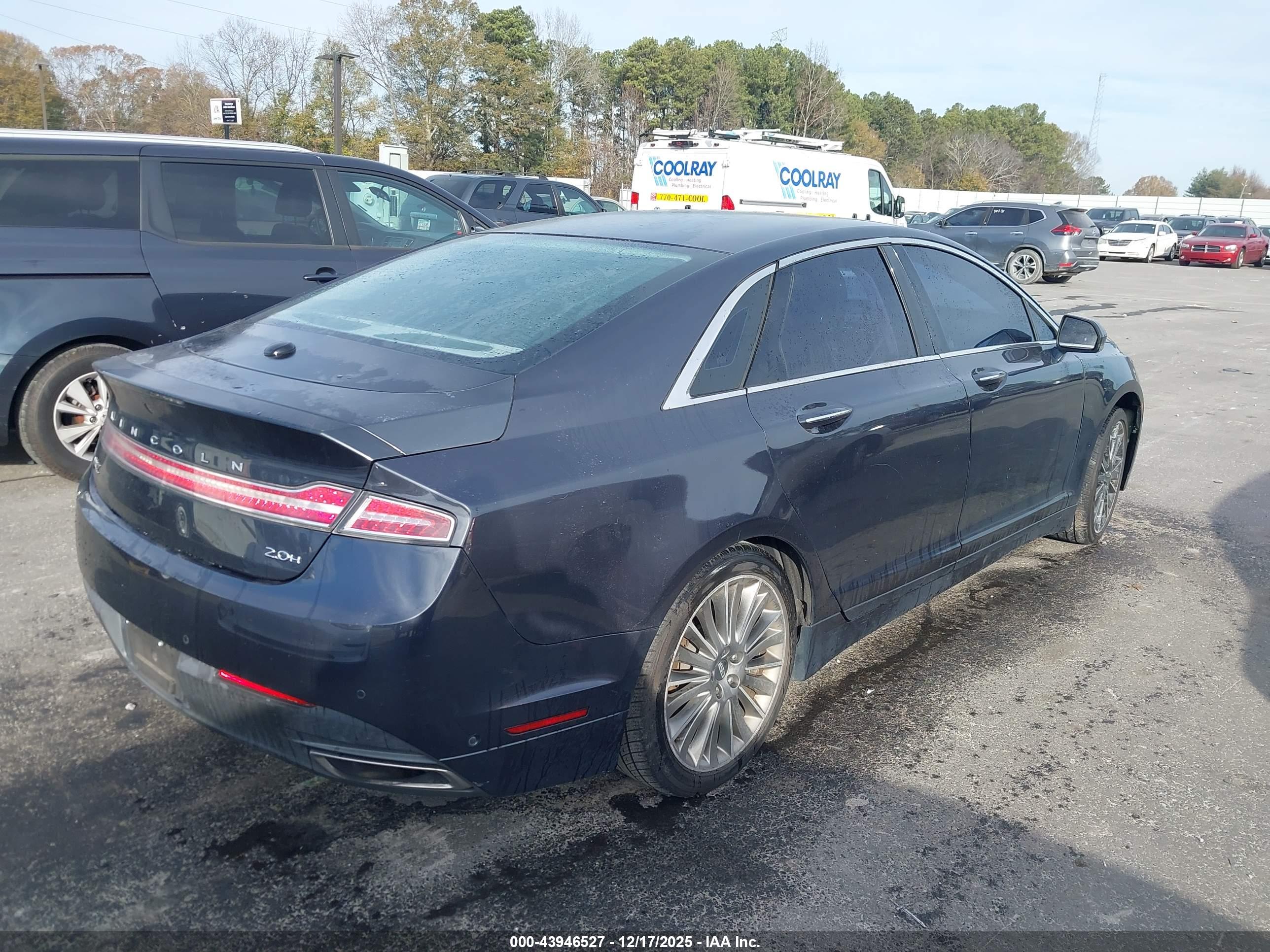 LINCOLN MKZ image 4