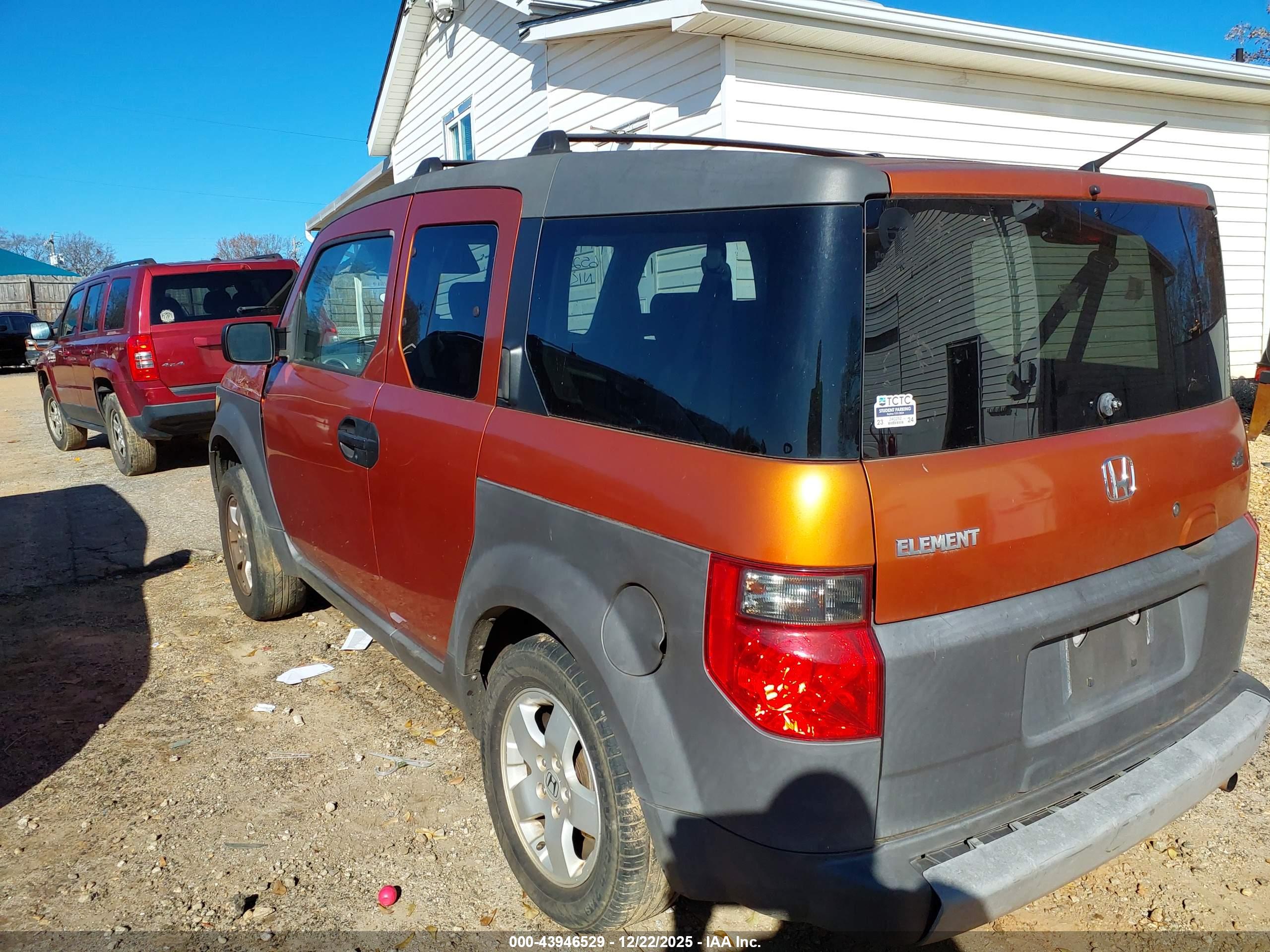 HONDA ELEMENT image 3