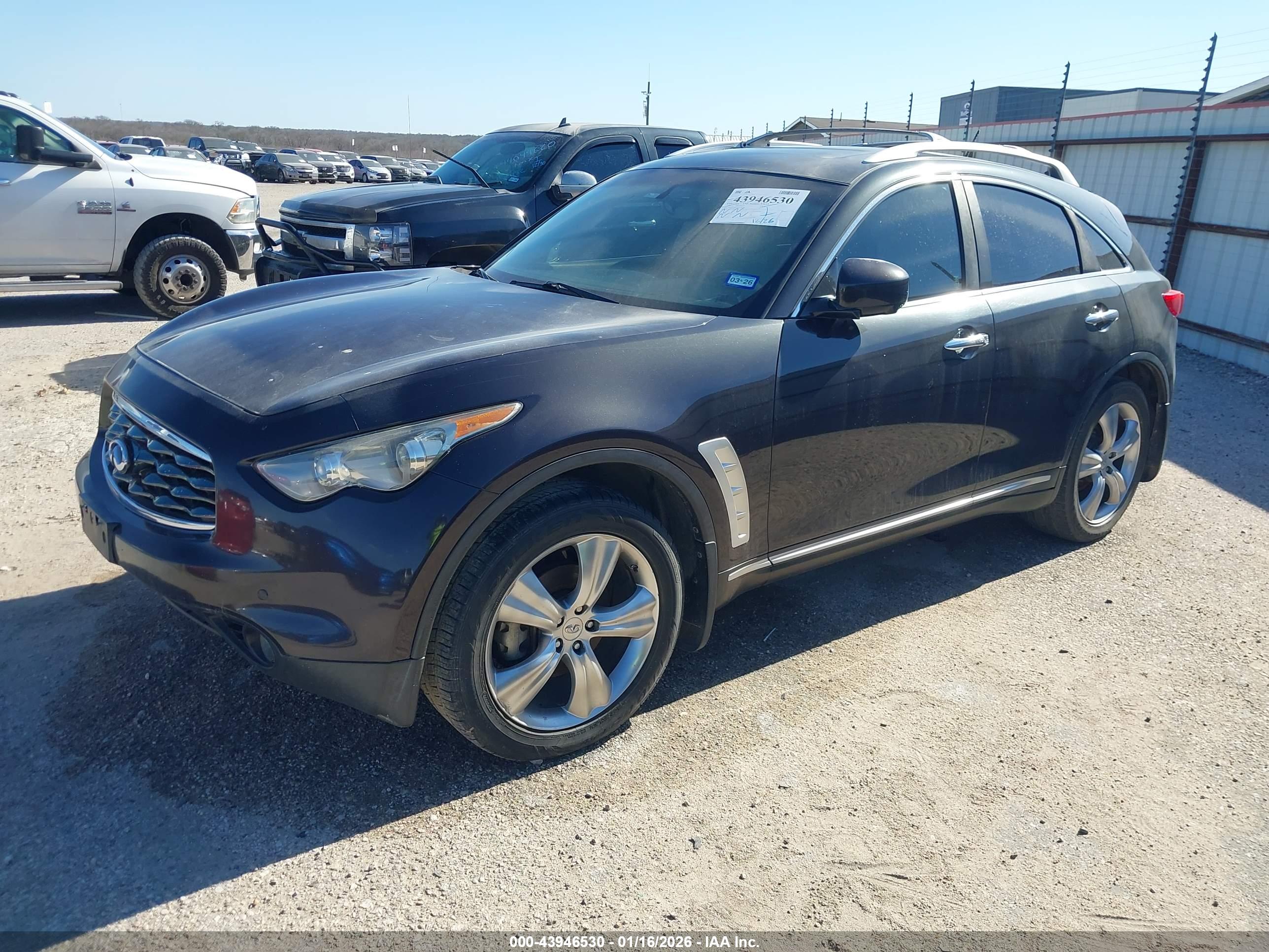 INFINITI FX35 image 2