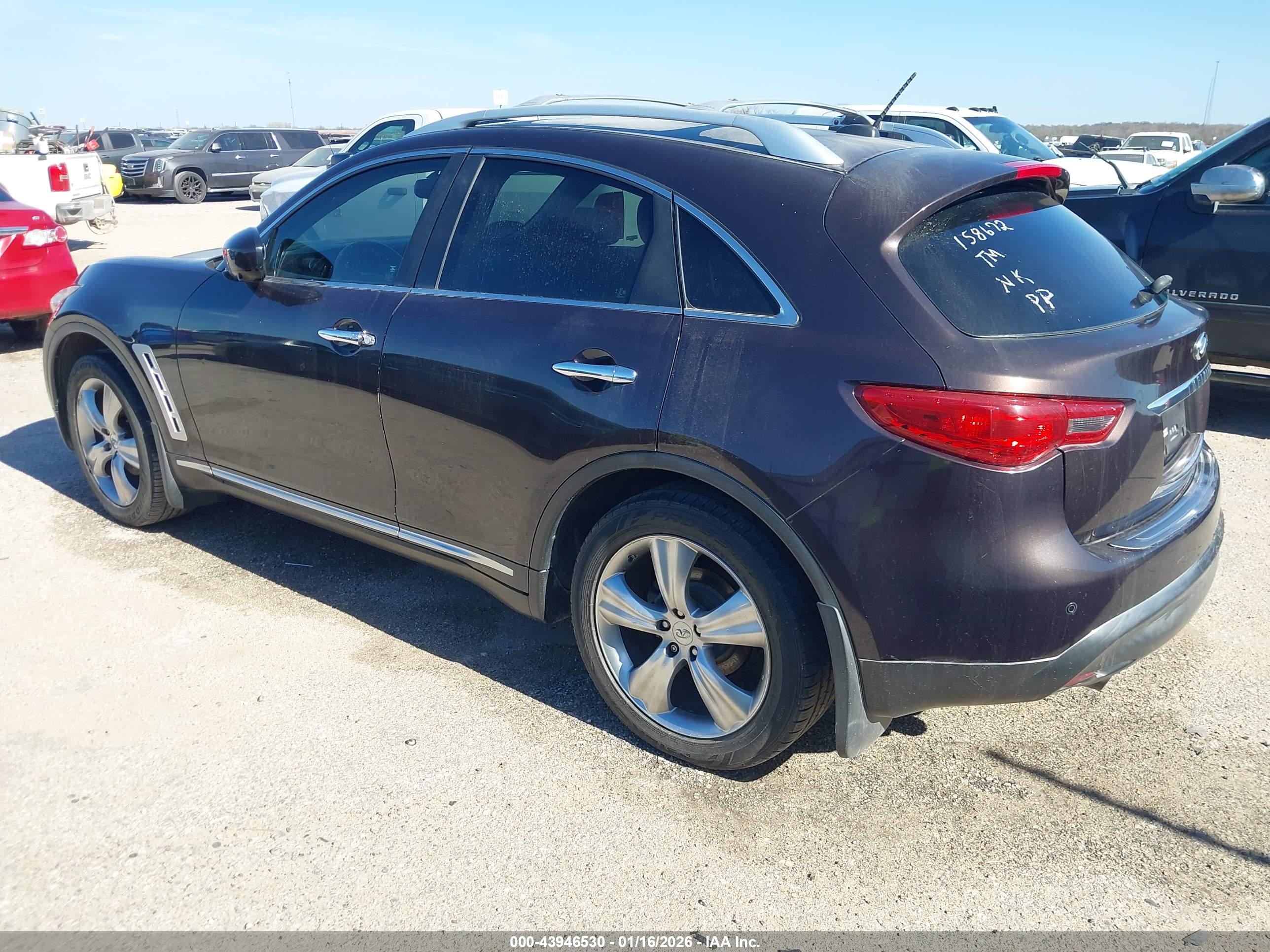 INFINITI FX35 image 3