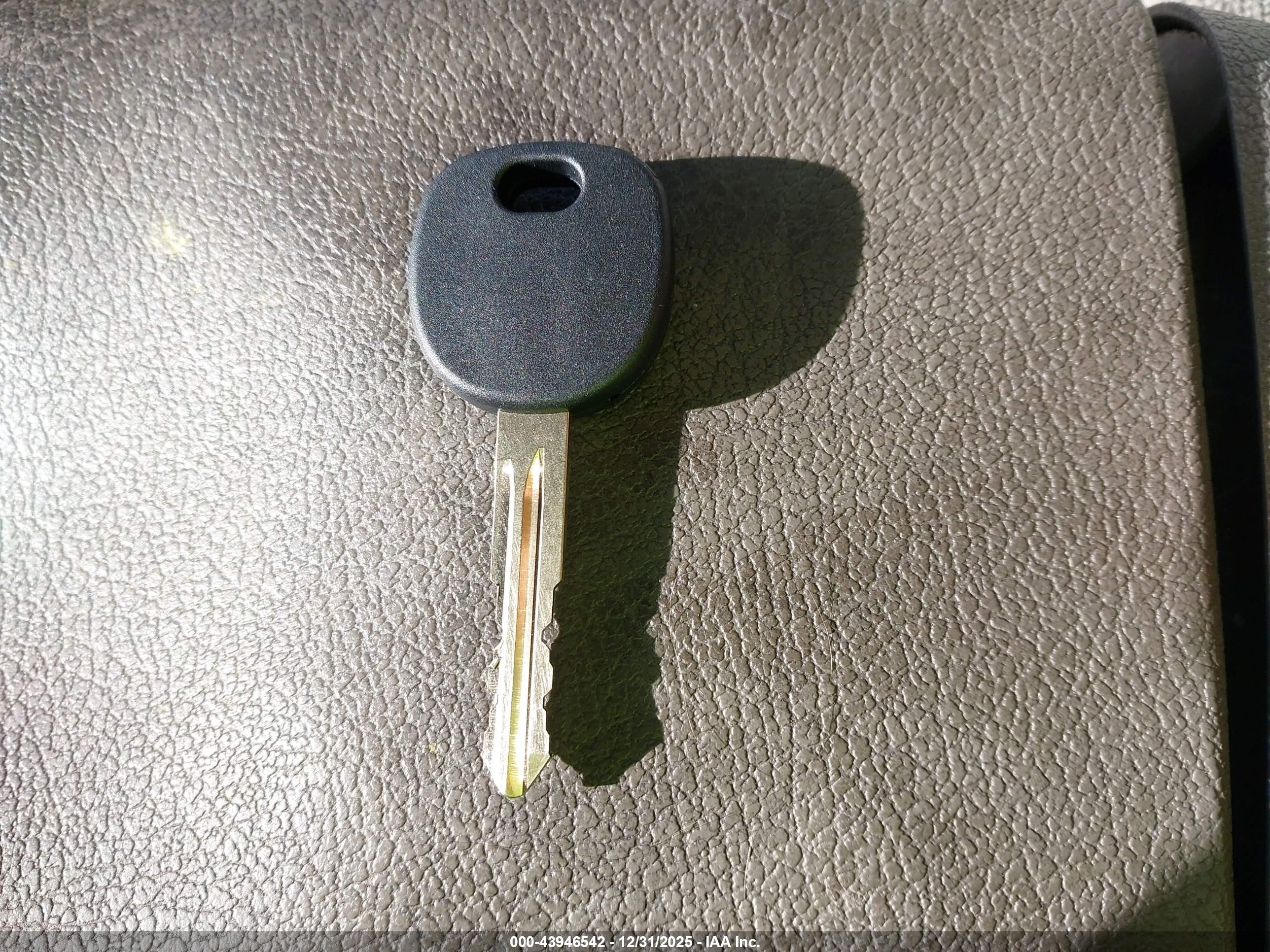 GMC YUKON image 11