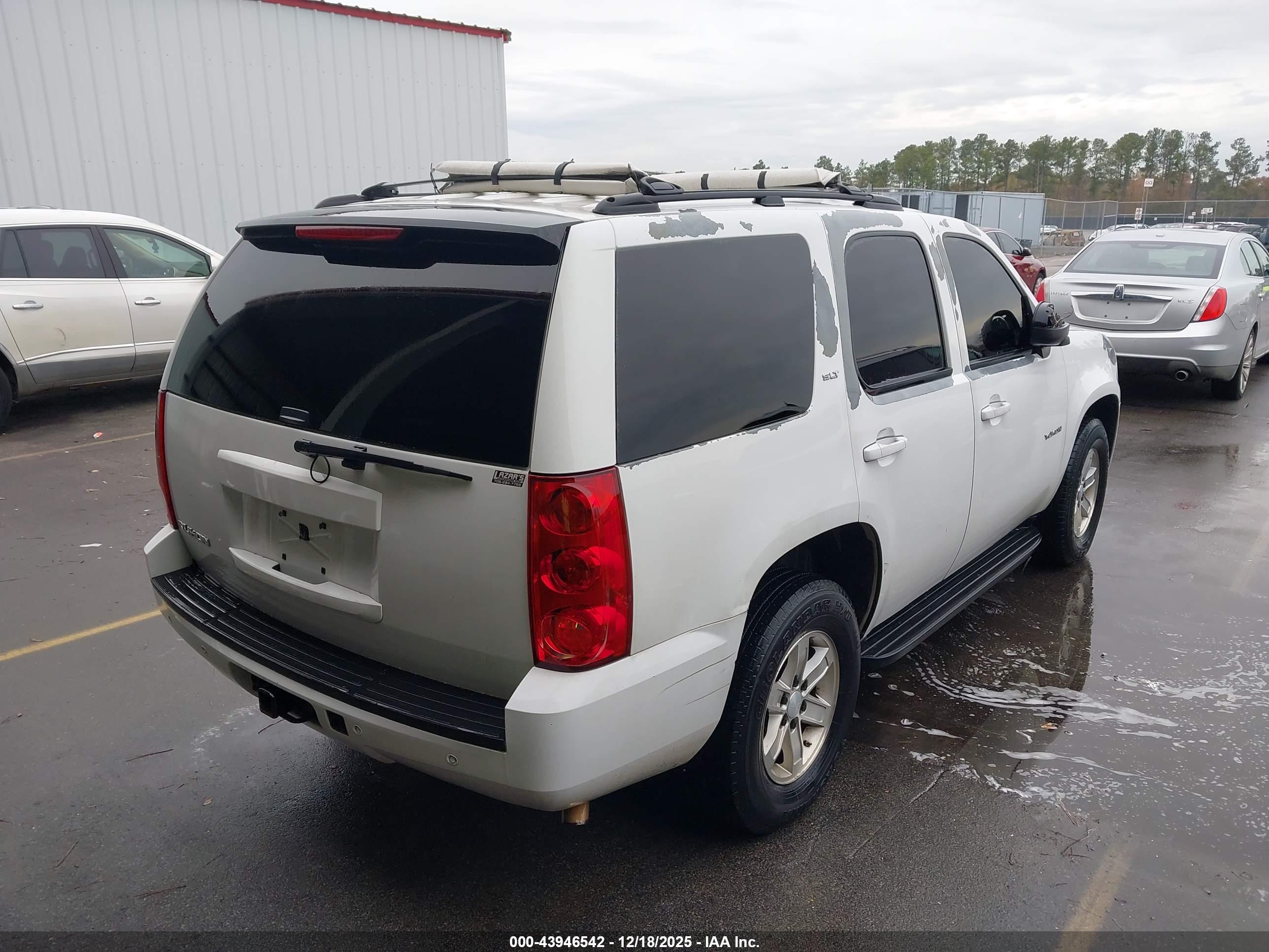 GMC YUKON image 4