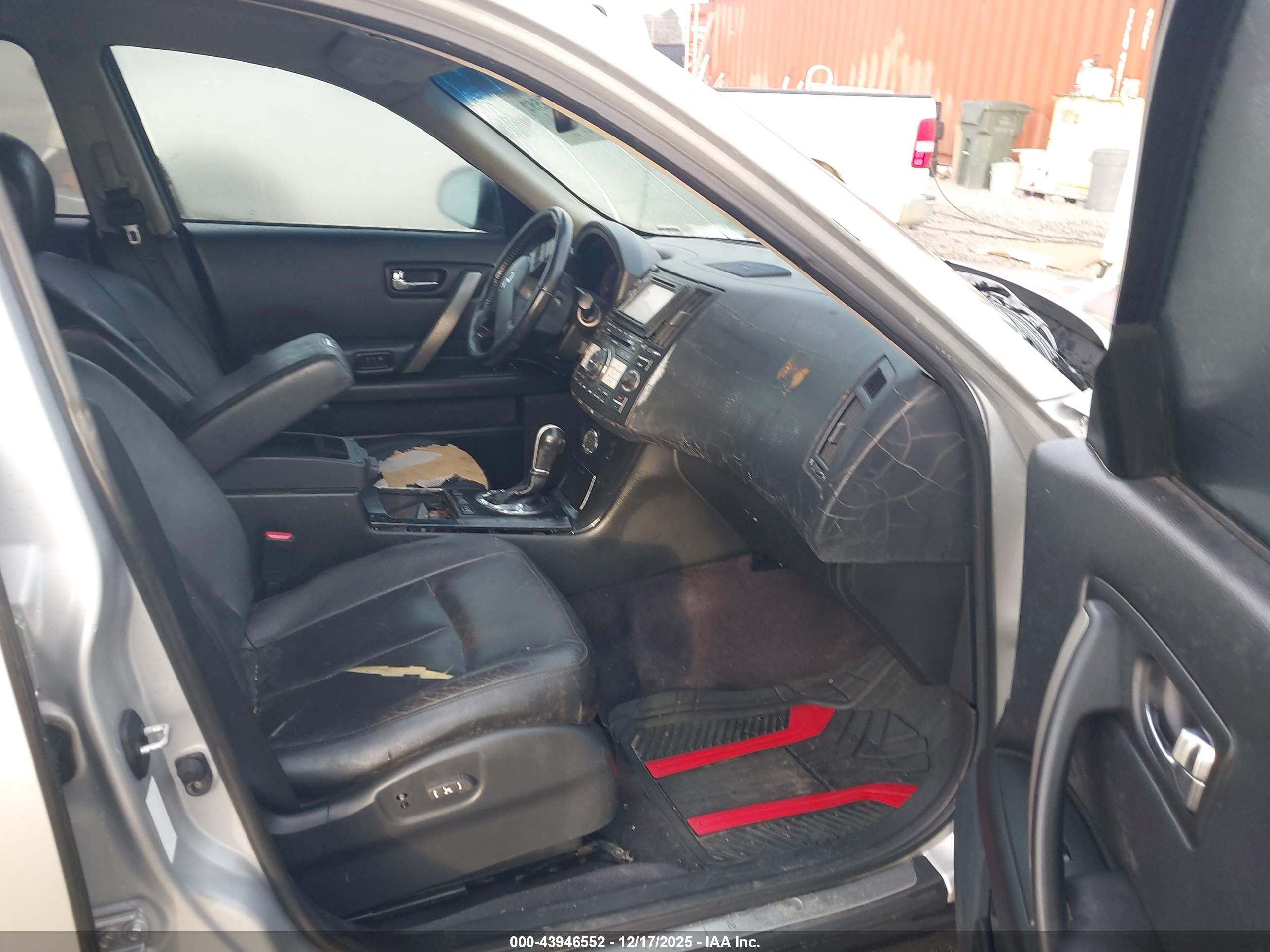 INFINITI FX35 image 5