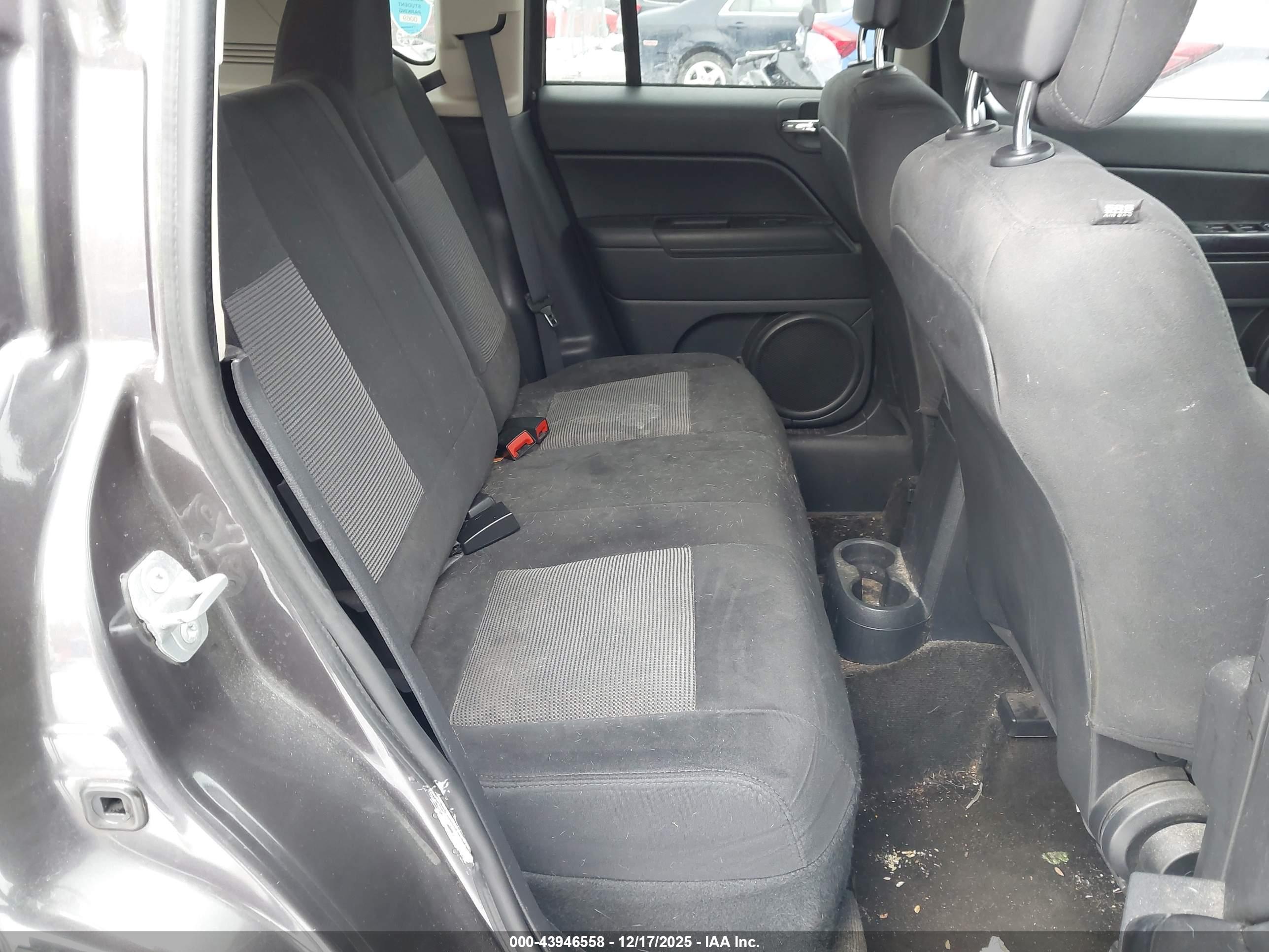 JEEP COMPASS image 8