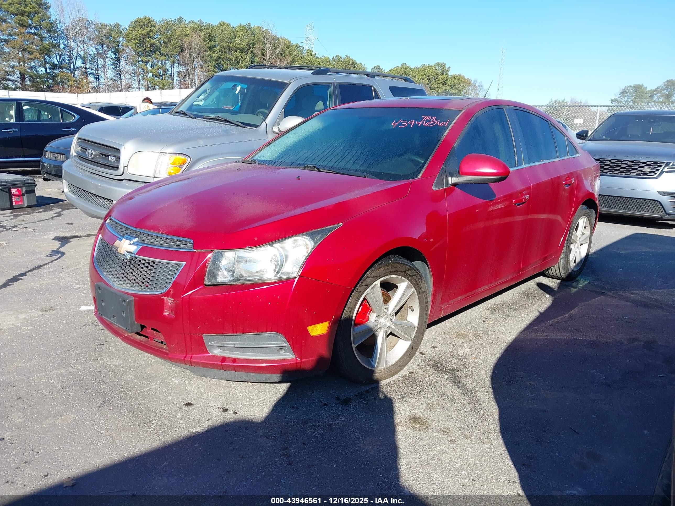 CHEVROLET CRUZE image 2