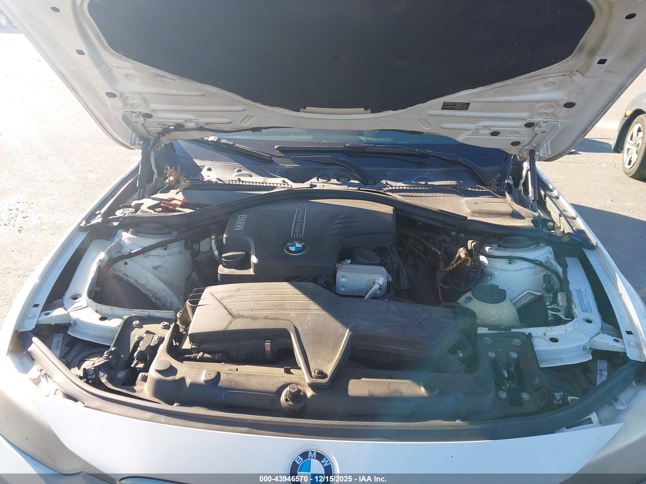 BMW 328I image 10