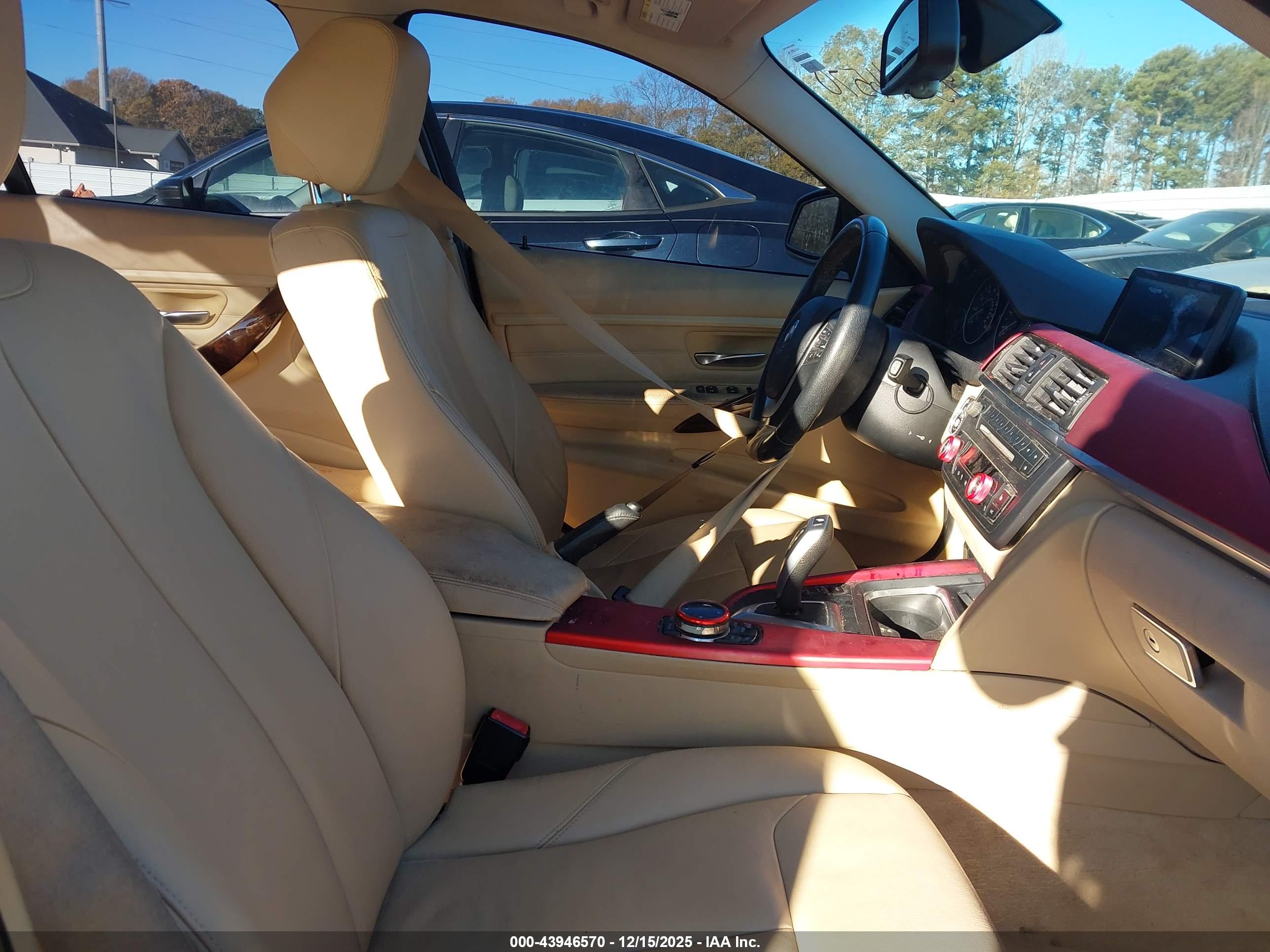 BMW 328I image 5