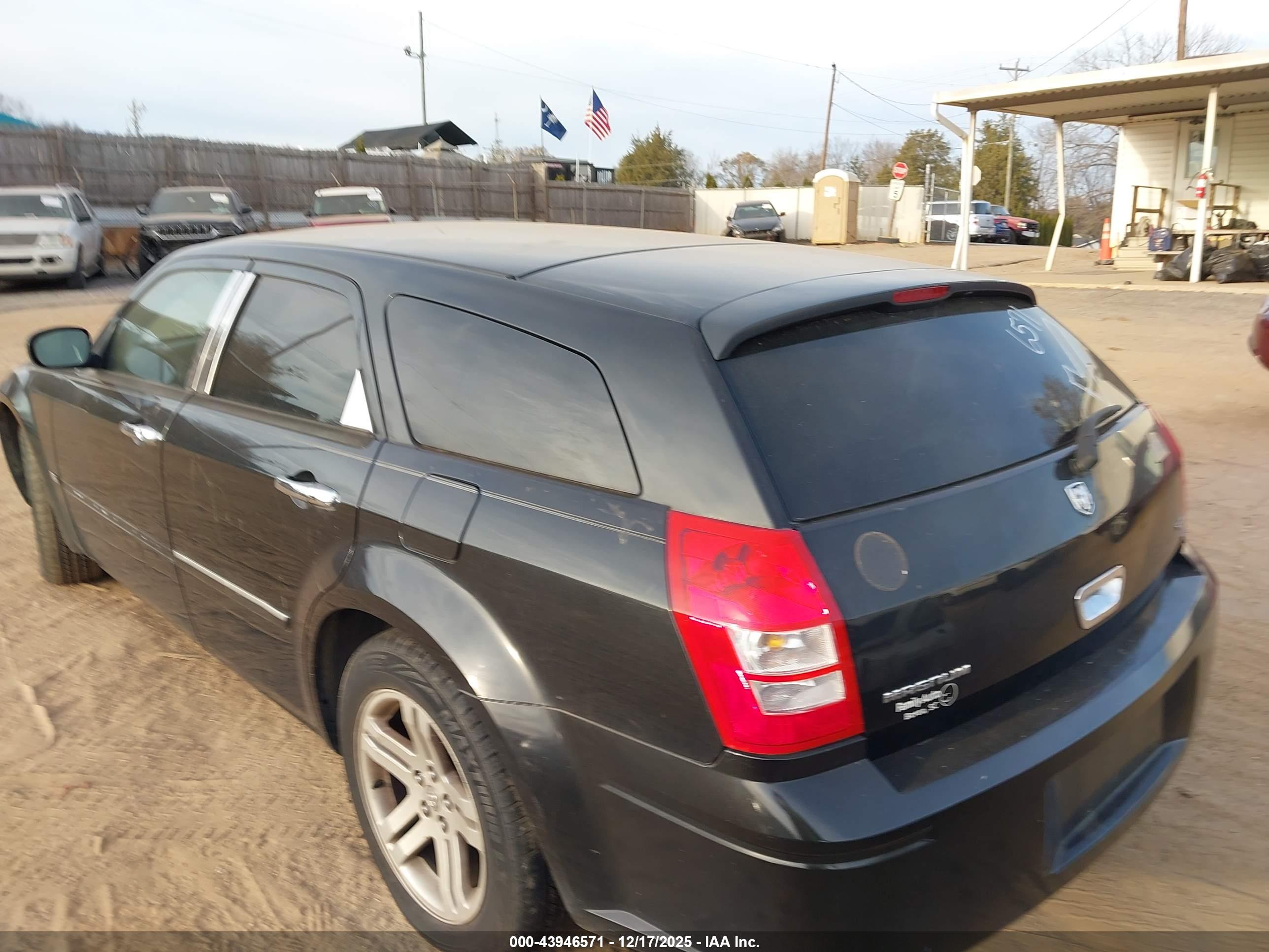 DODGE MAGNUM image 3