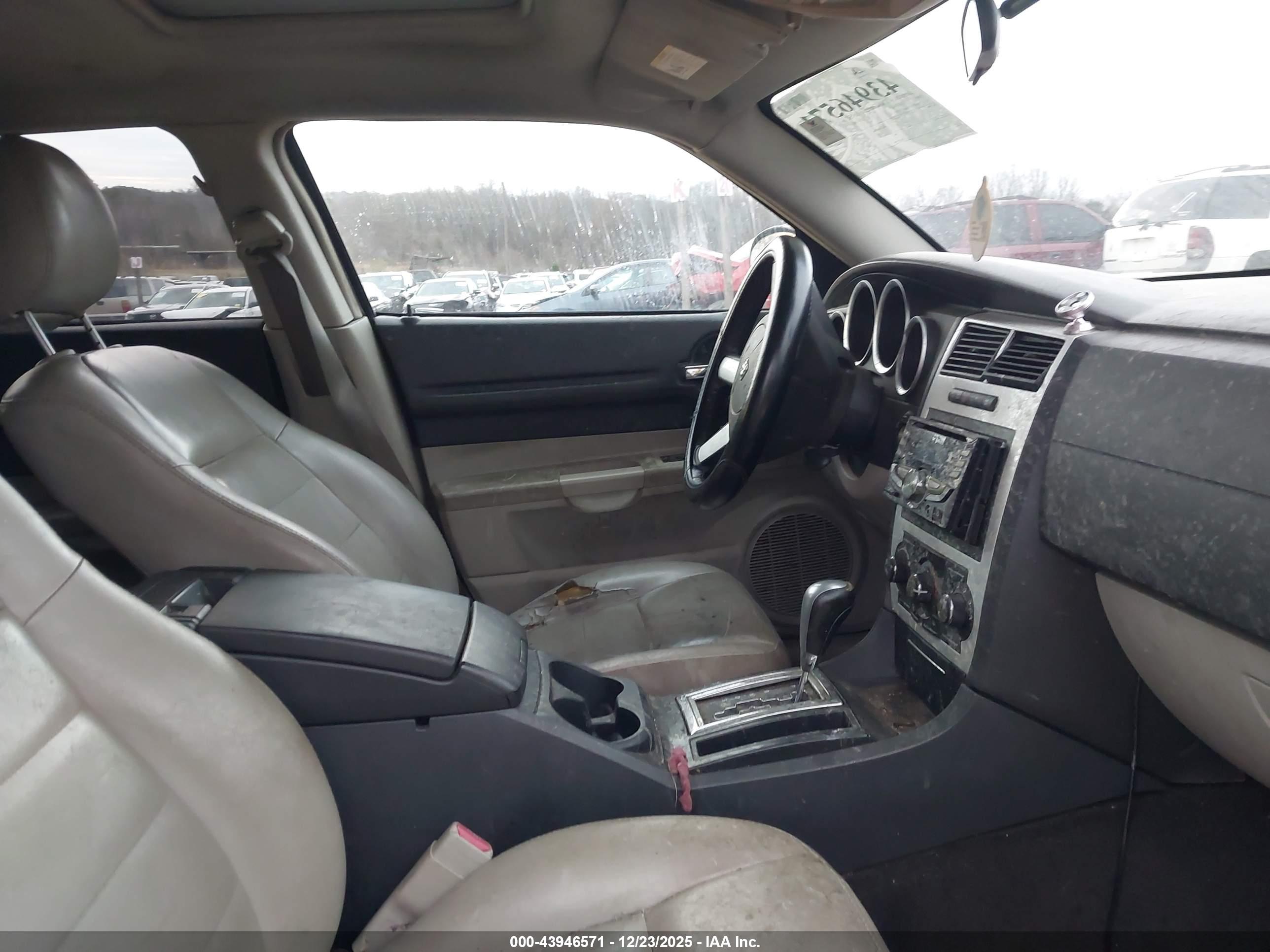 DODGE MAGNUM image 5