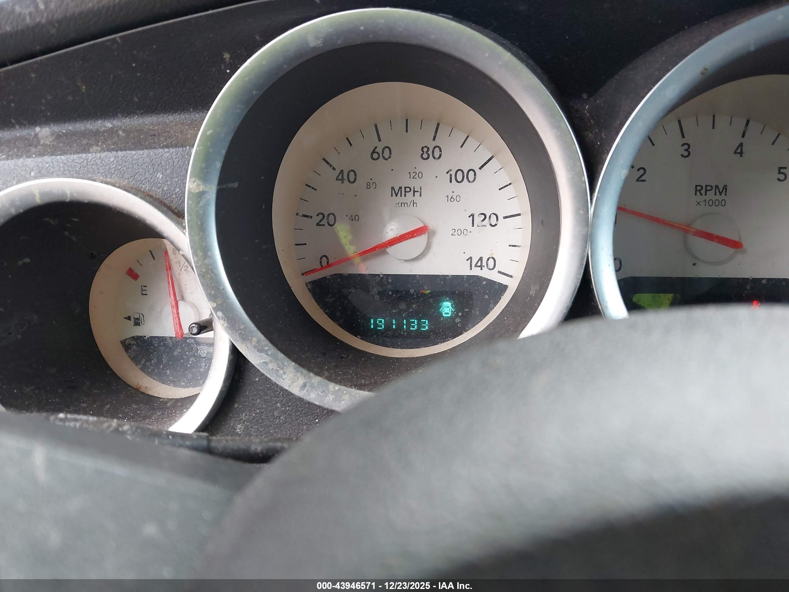 DODGE MAGNUM image 7