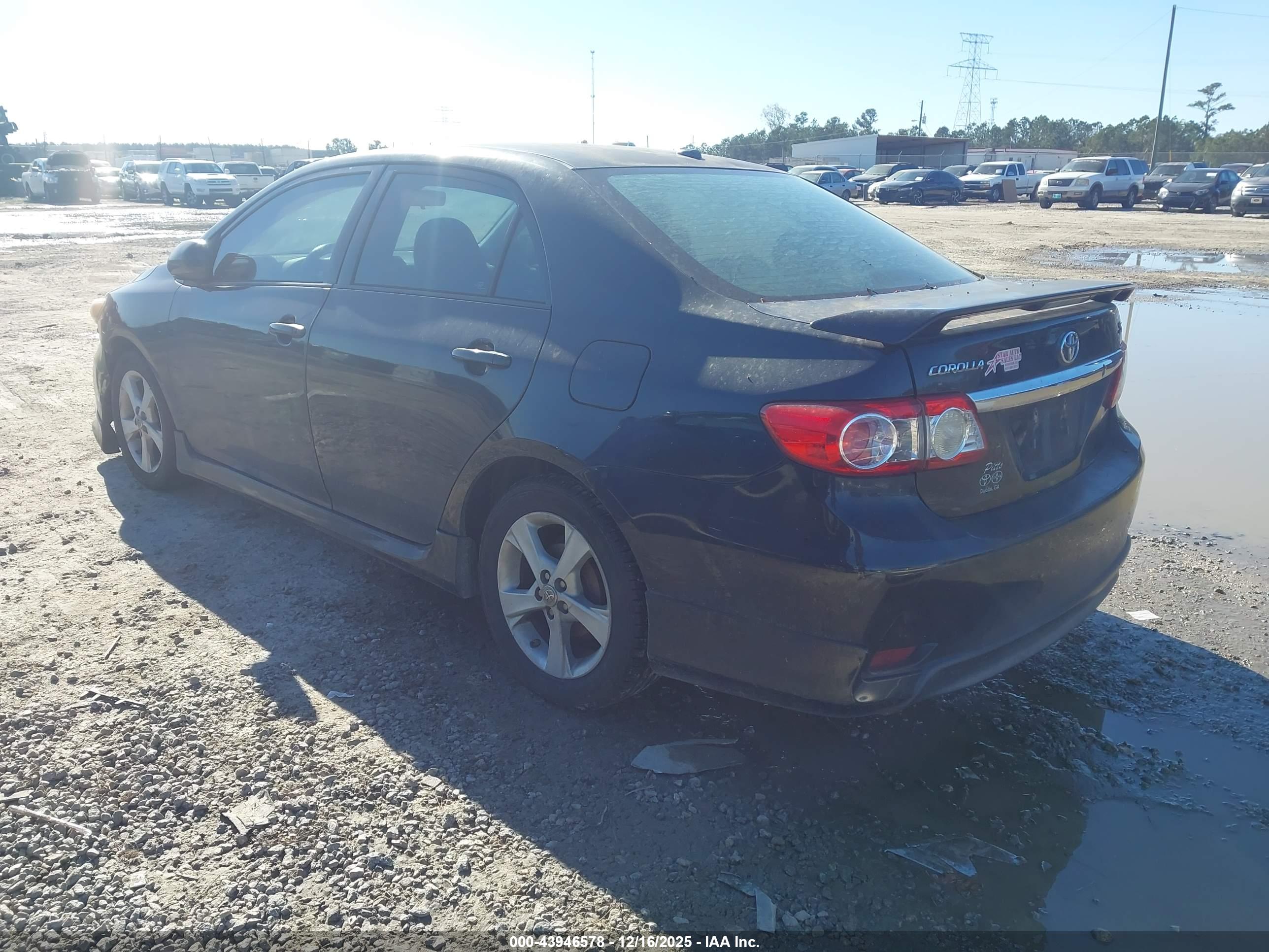 TOYOTA COROLLA image 3