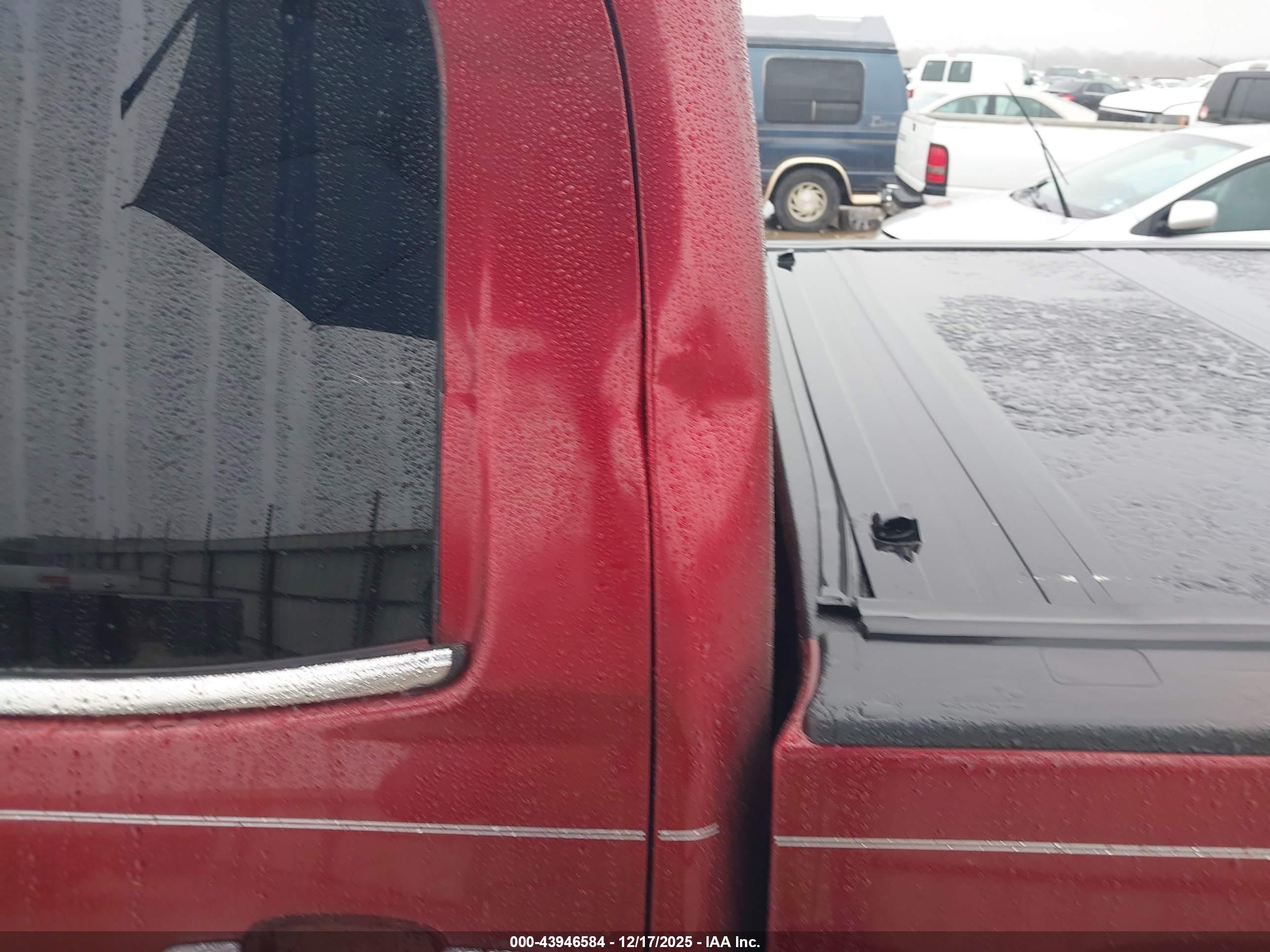 CHEVROLET SILVERADO image 6