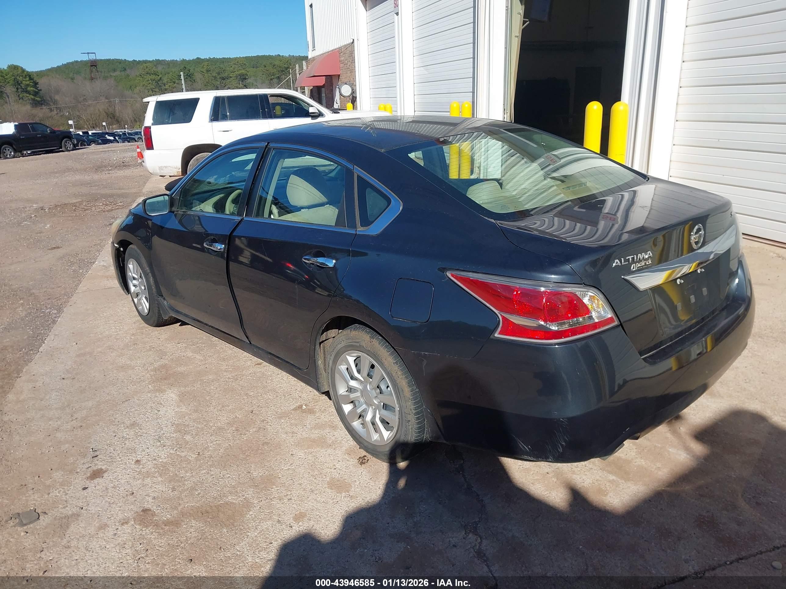 NISSAN ALTIMA image 3