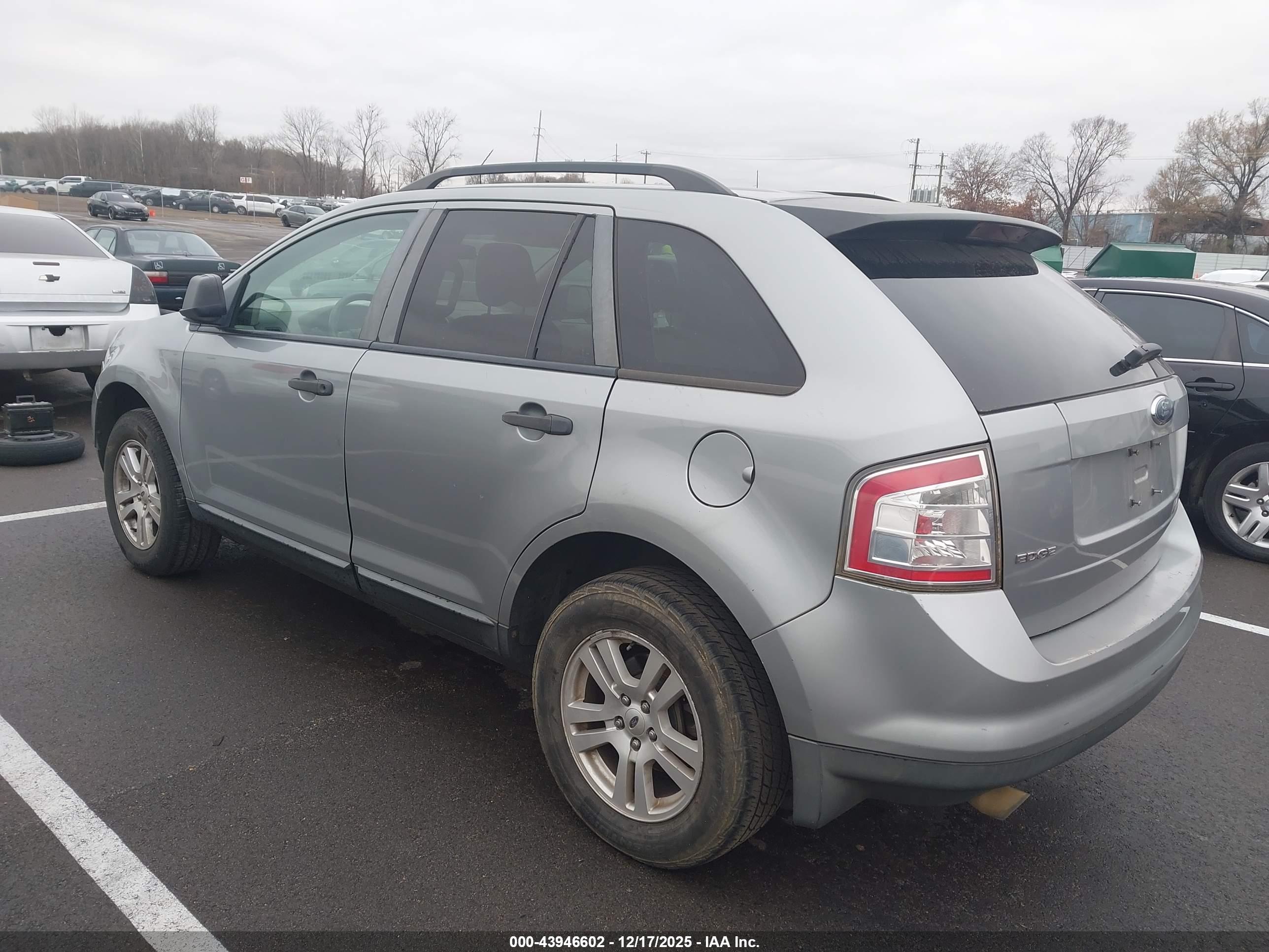 FORD EDGE image 3