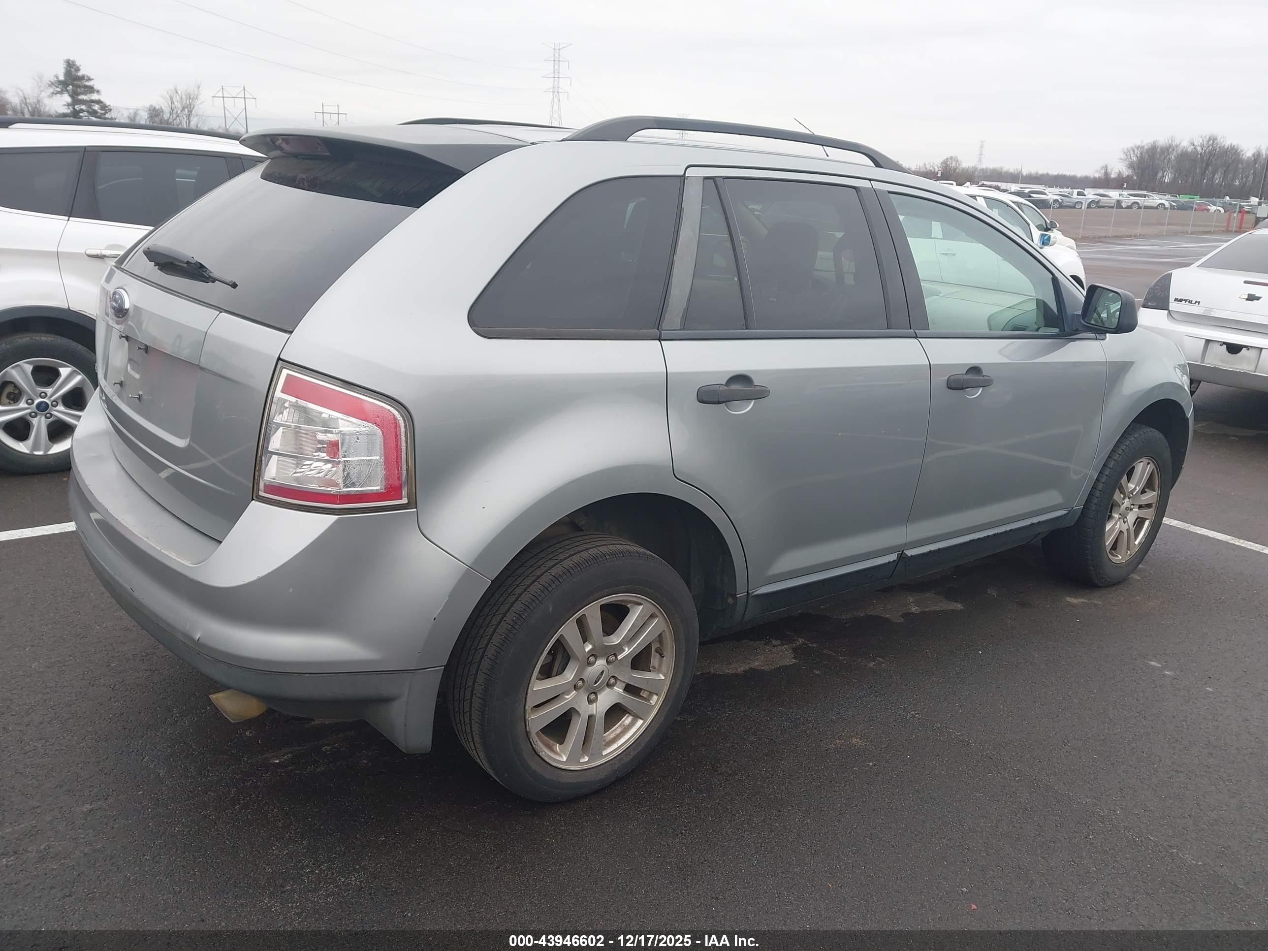 FORD EDGE image 4