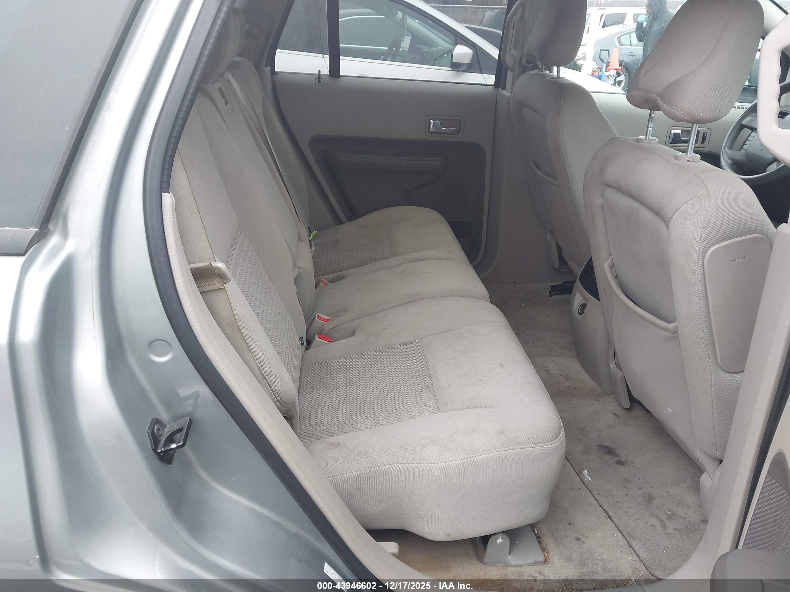 FORD EDGE image 8
