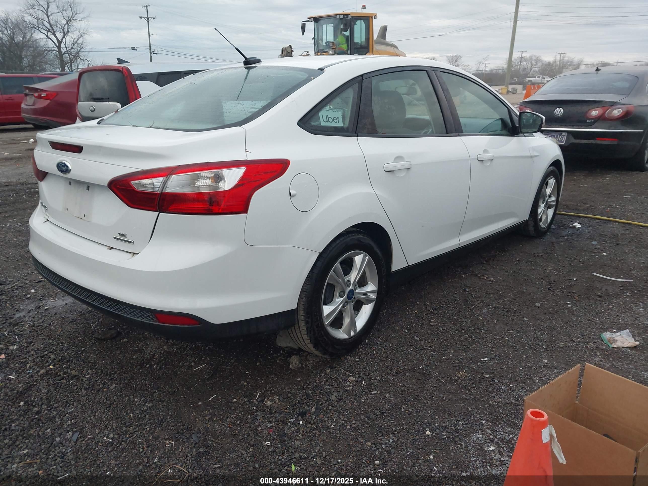 FORD FOCUS image 4