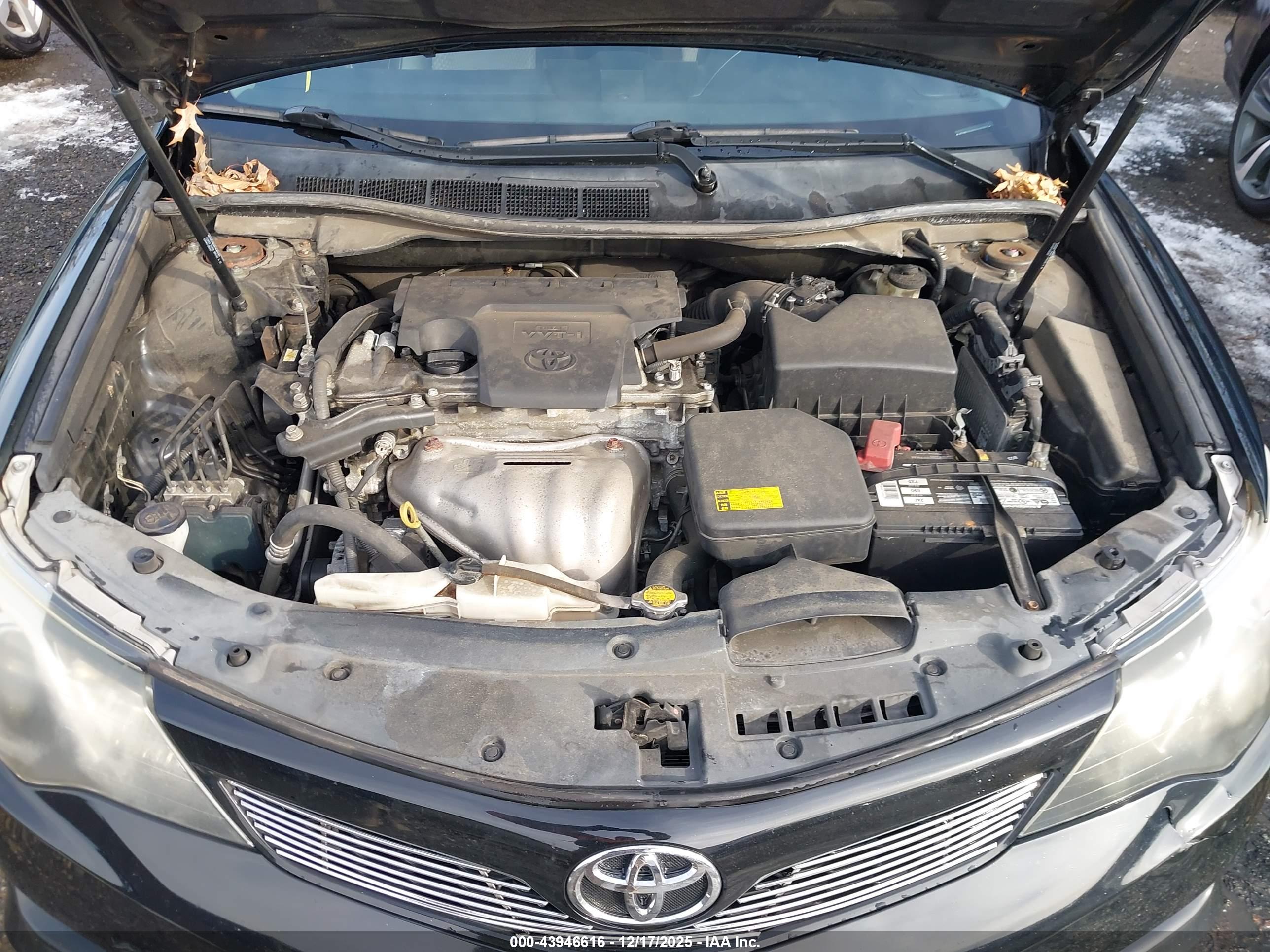 TOYOTA CAMRY image 10