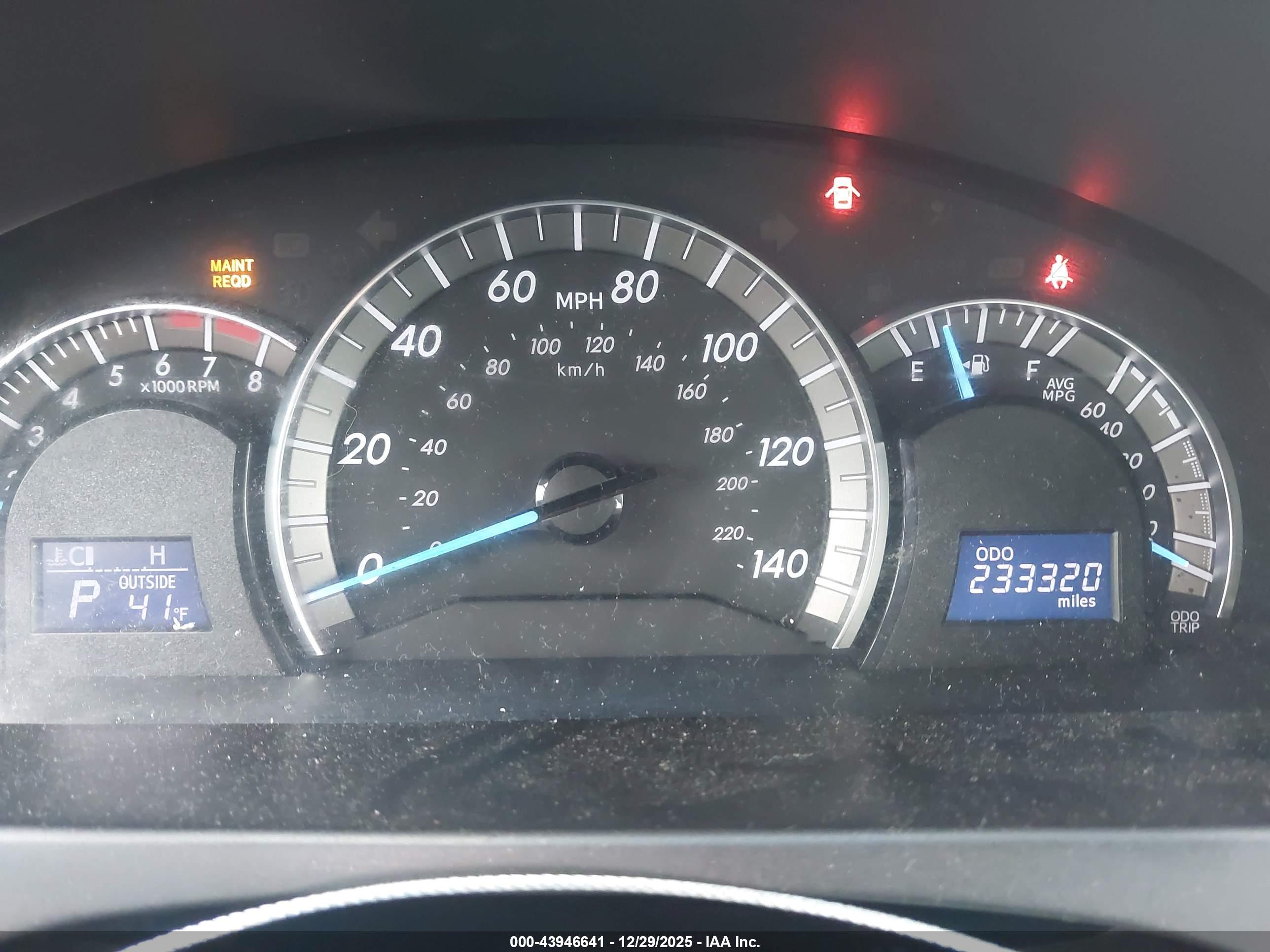 TOYOTA CAMRY image 7