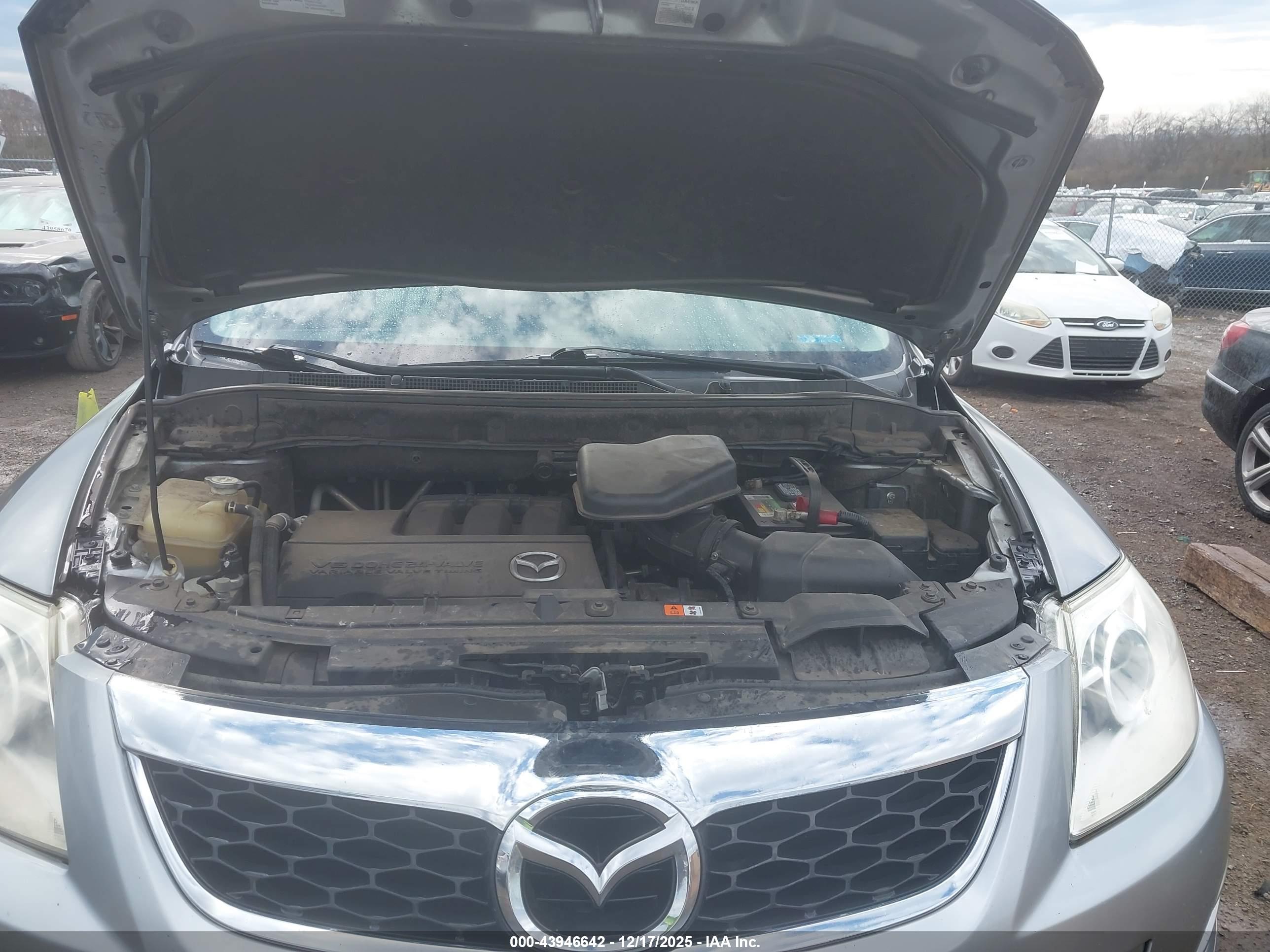 MAZDA CX-9 image 10