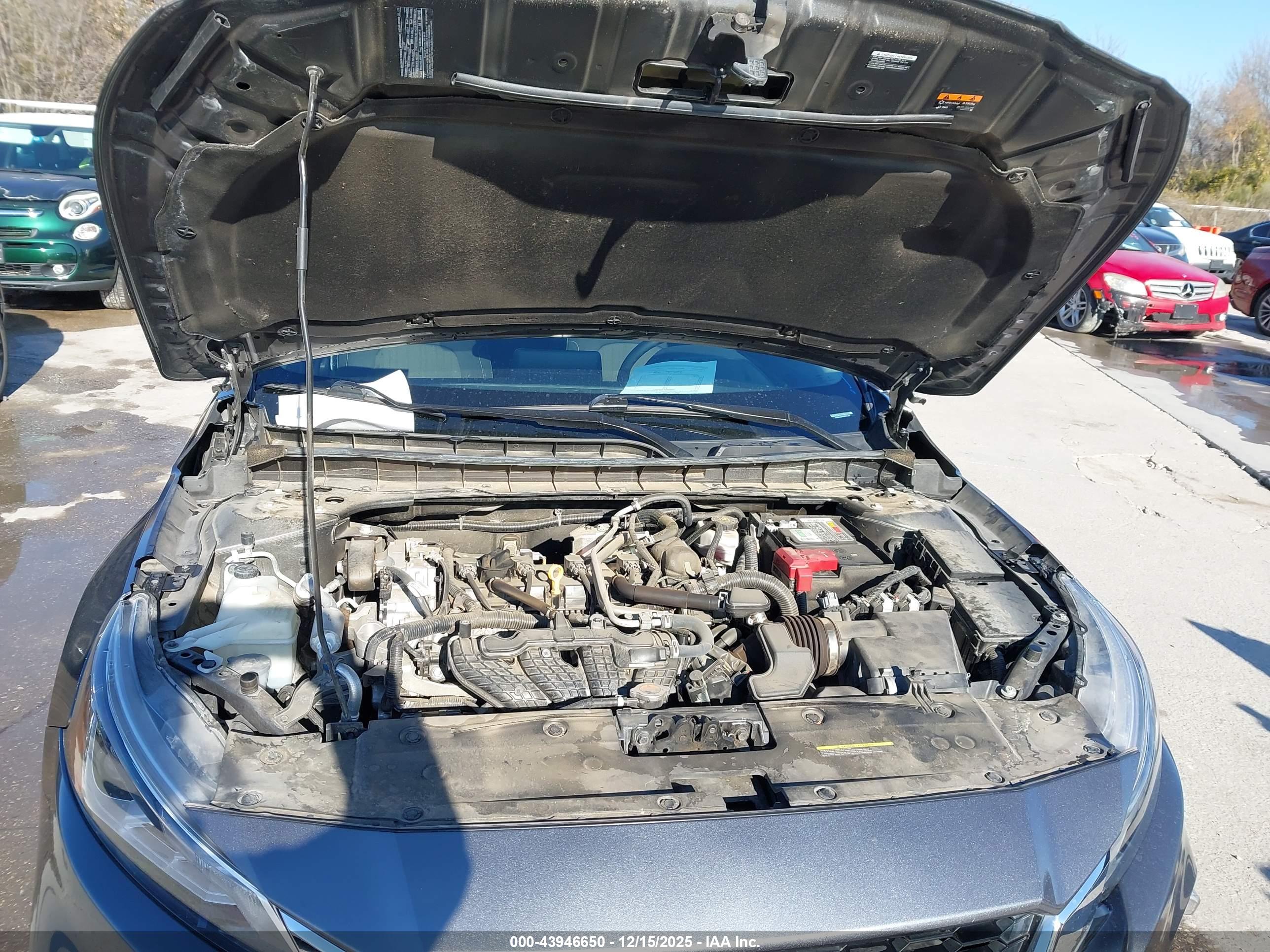 NISSAN ALTIMA image 10