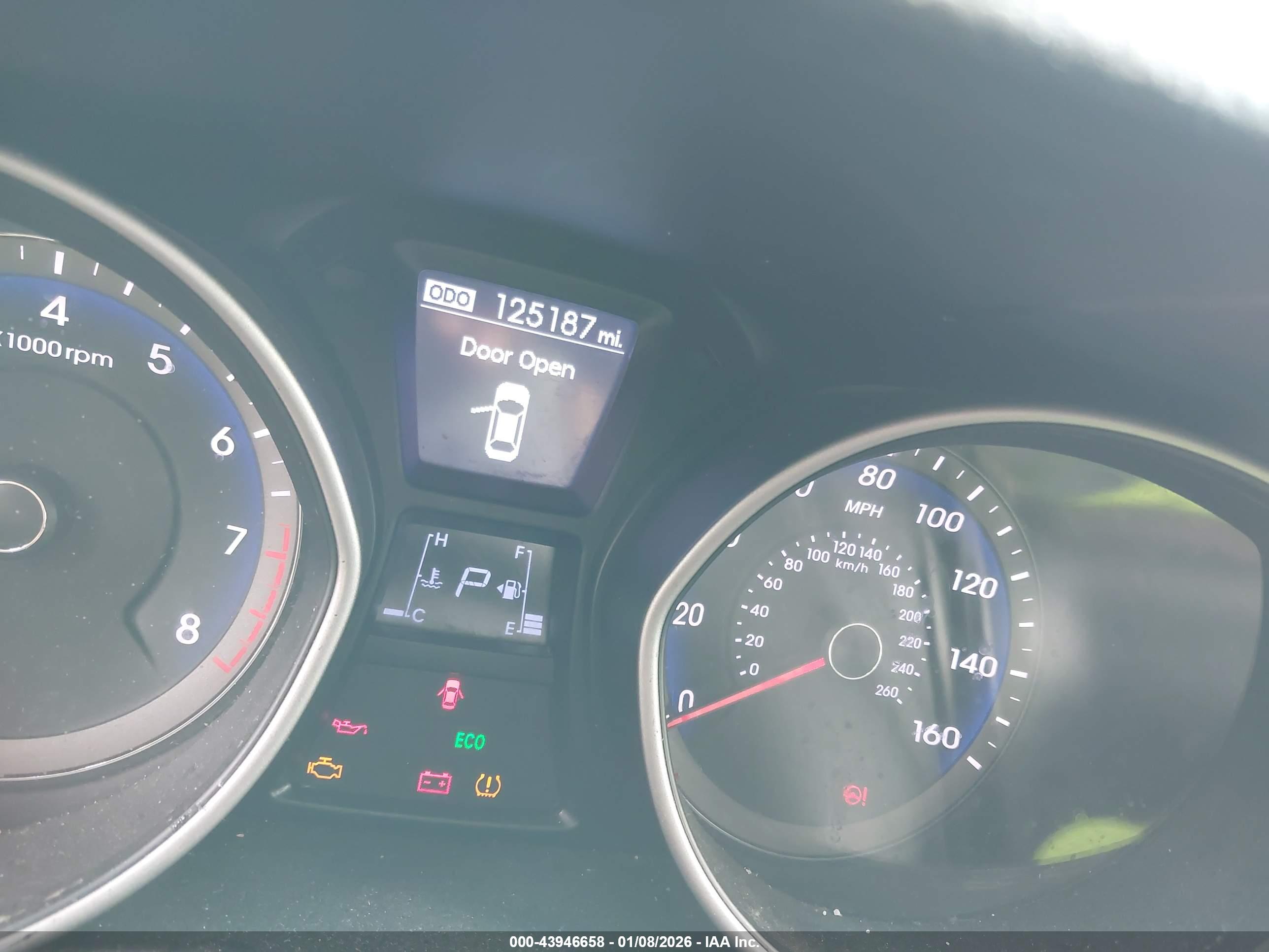 HYUNDAI ELANTRA image 7