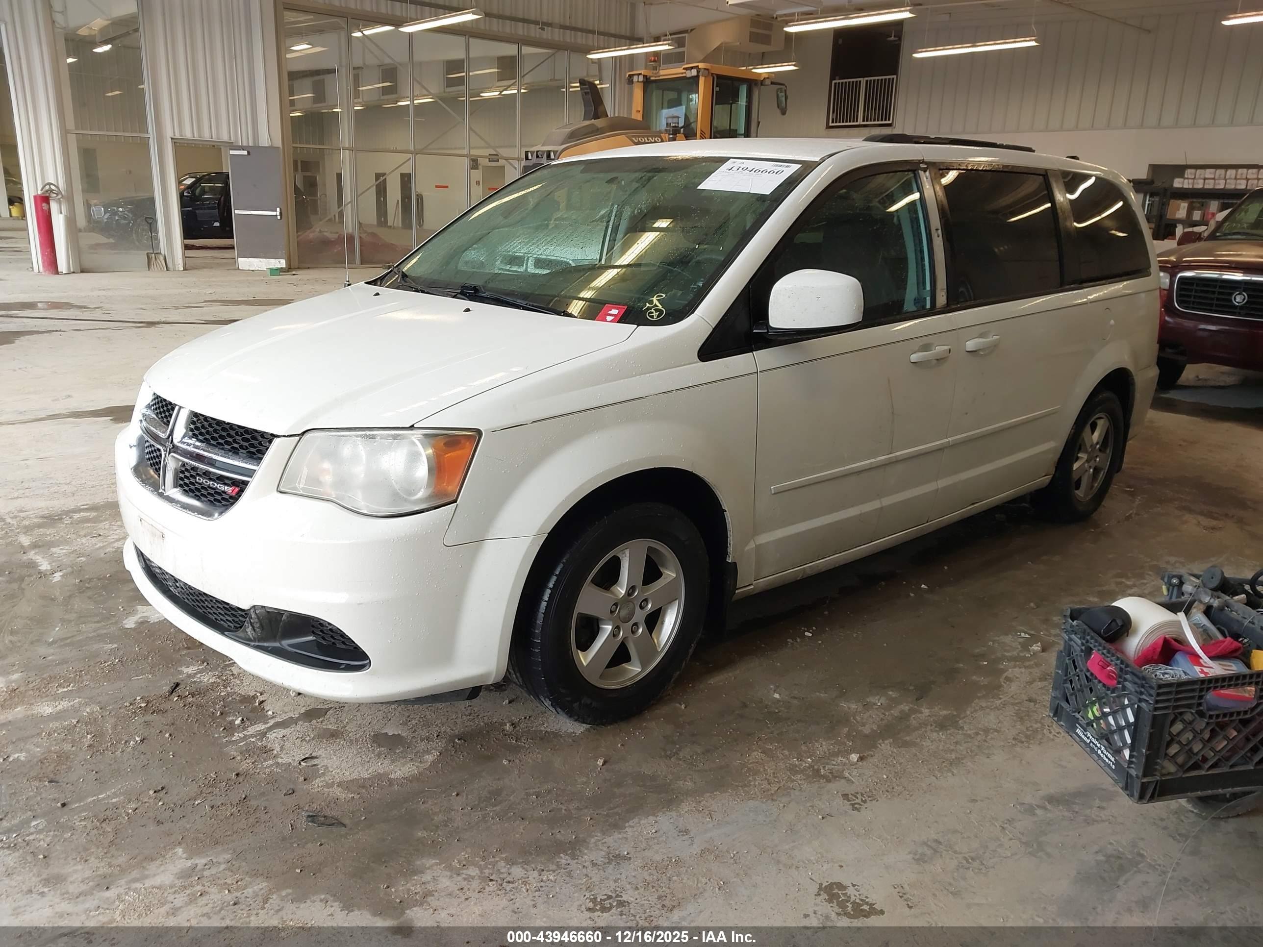 DODGE GRAND image 2