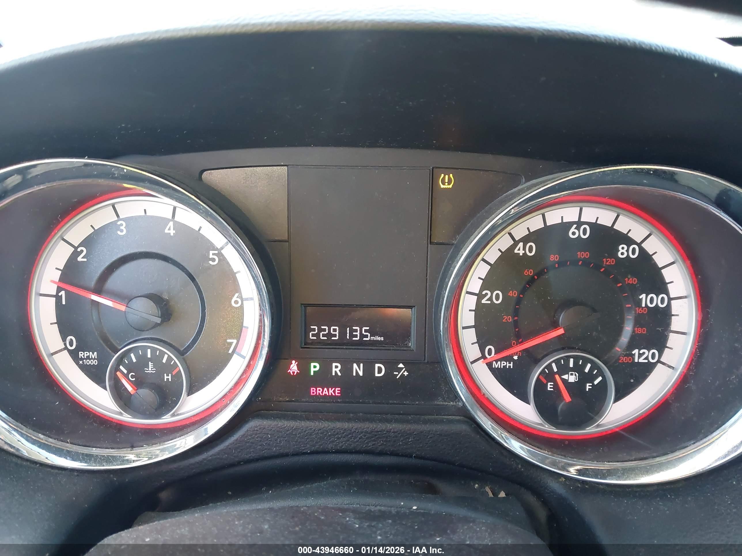 DODGE GRAND image 7