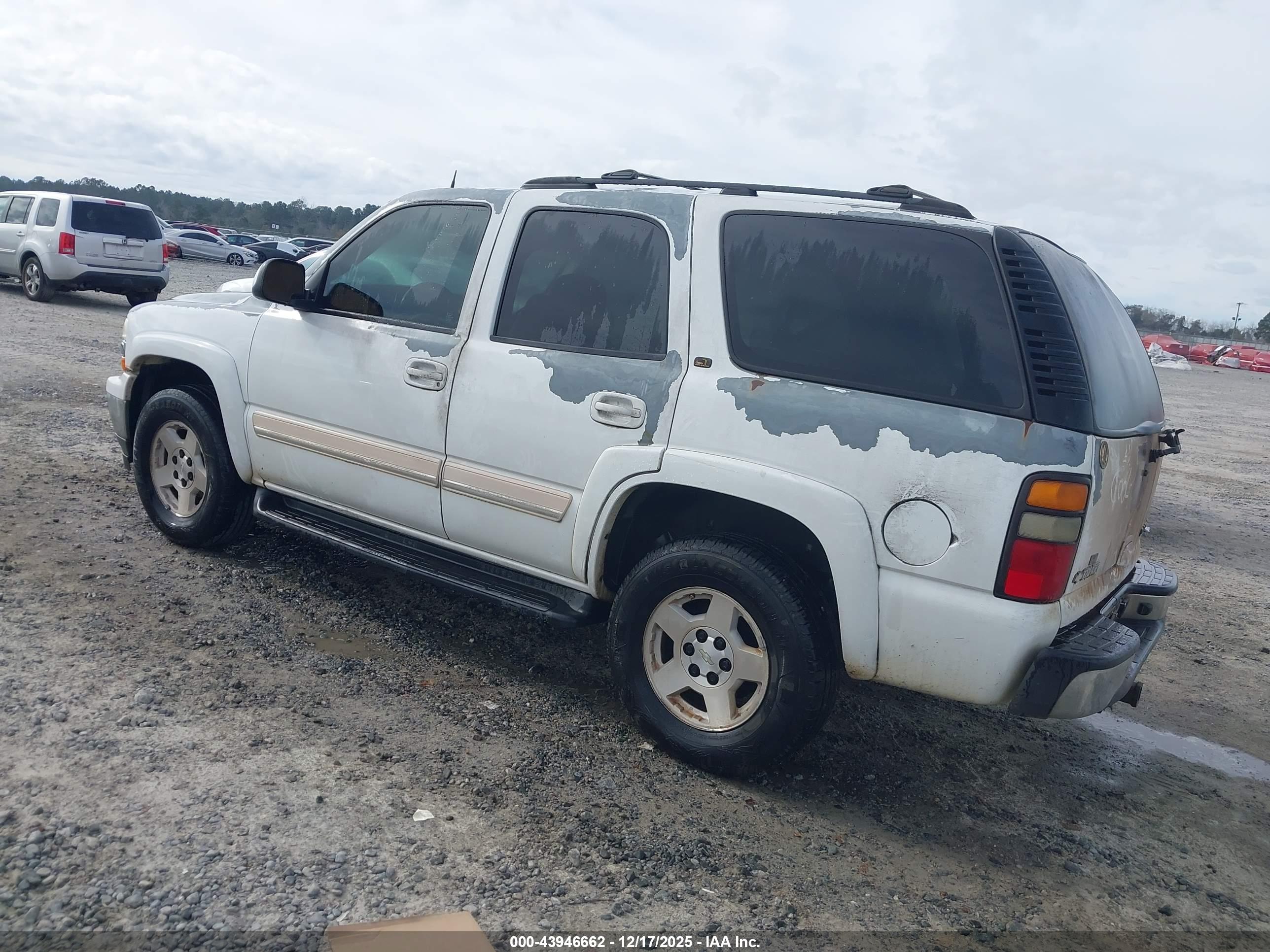 CHEVROLET TAHOE image 3