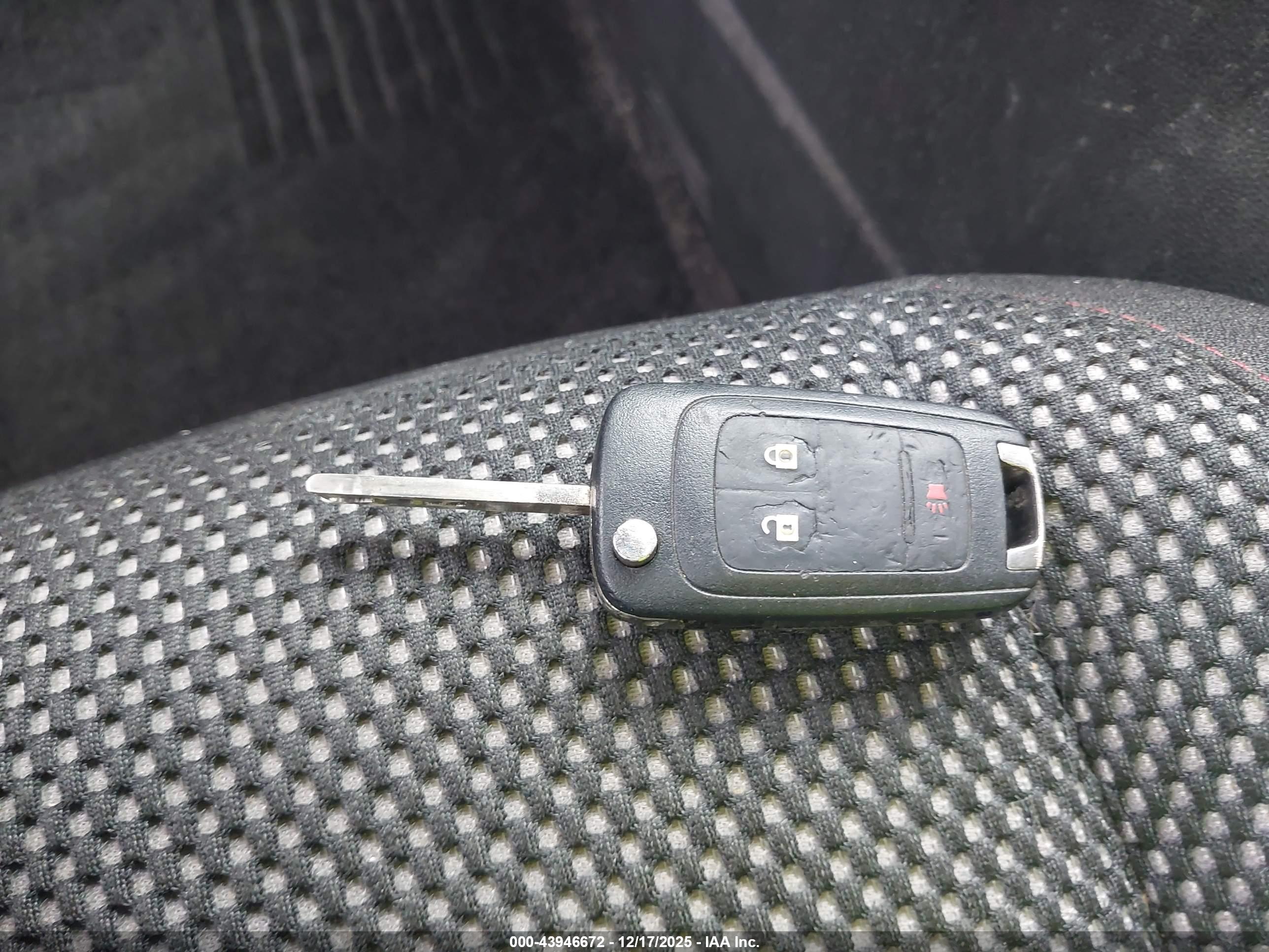 CHEVROLET EQUINOX image 11