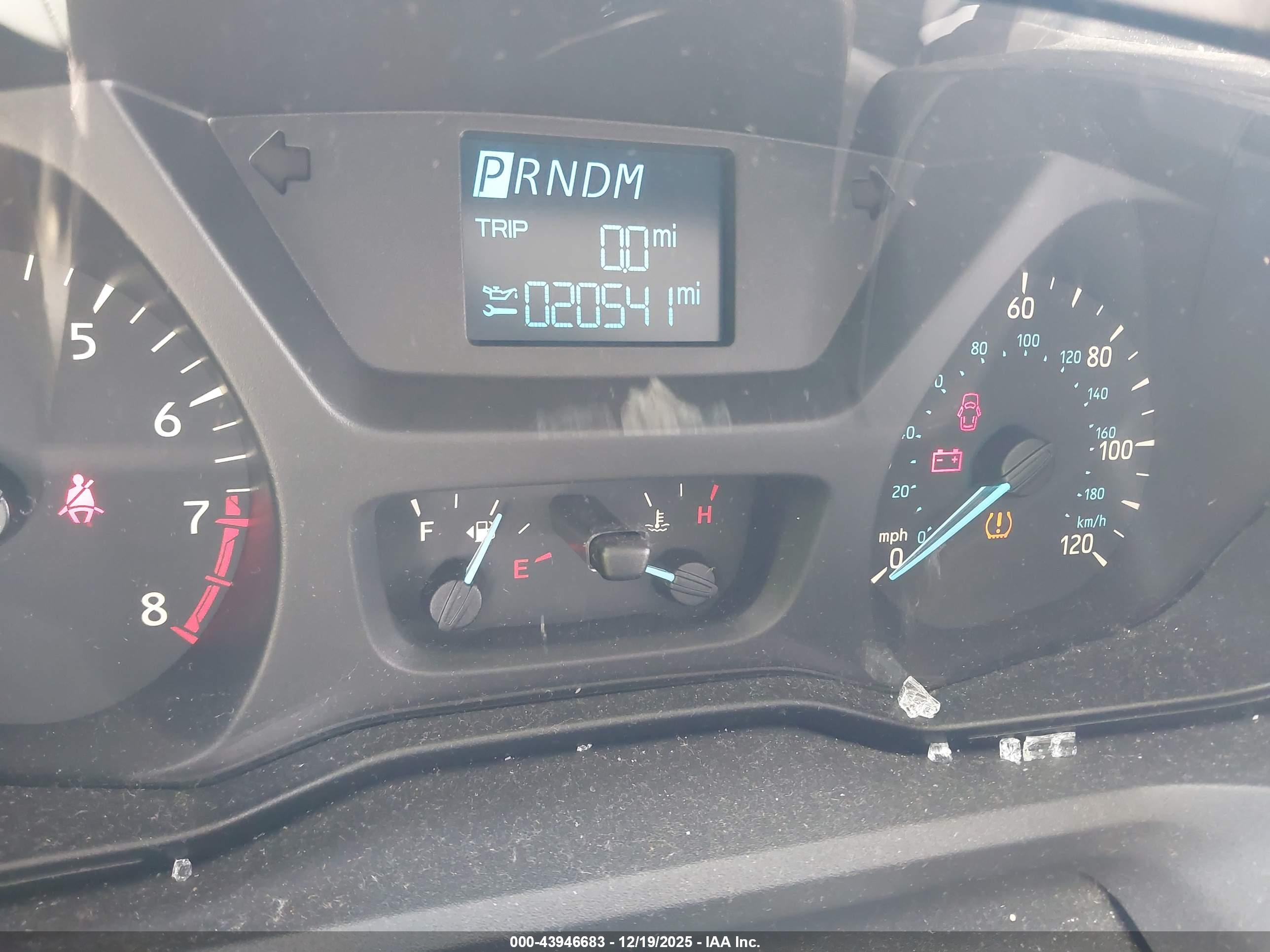 FORD TRANSIT-250 image 6