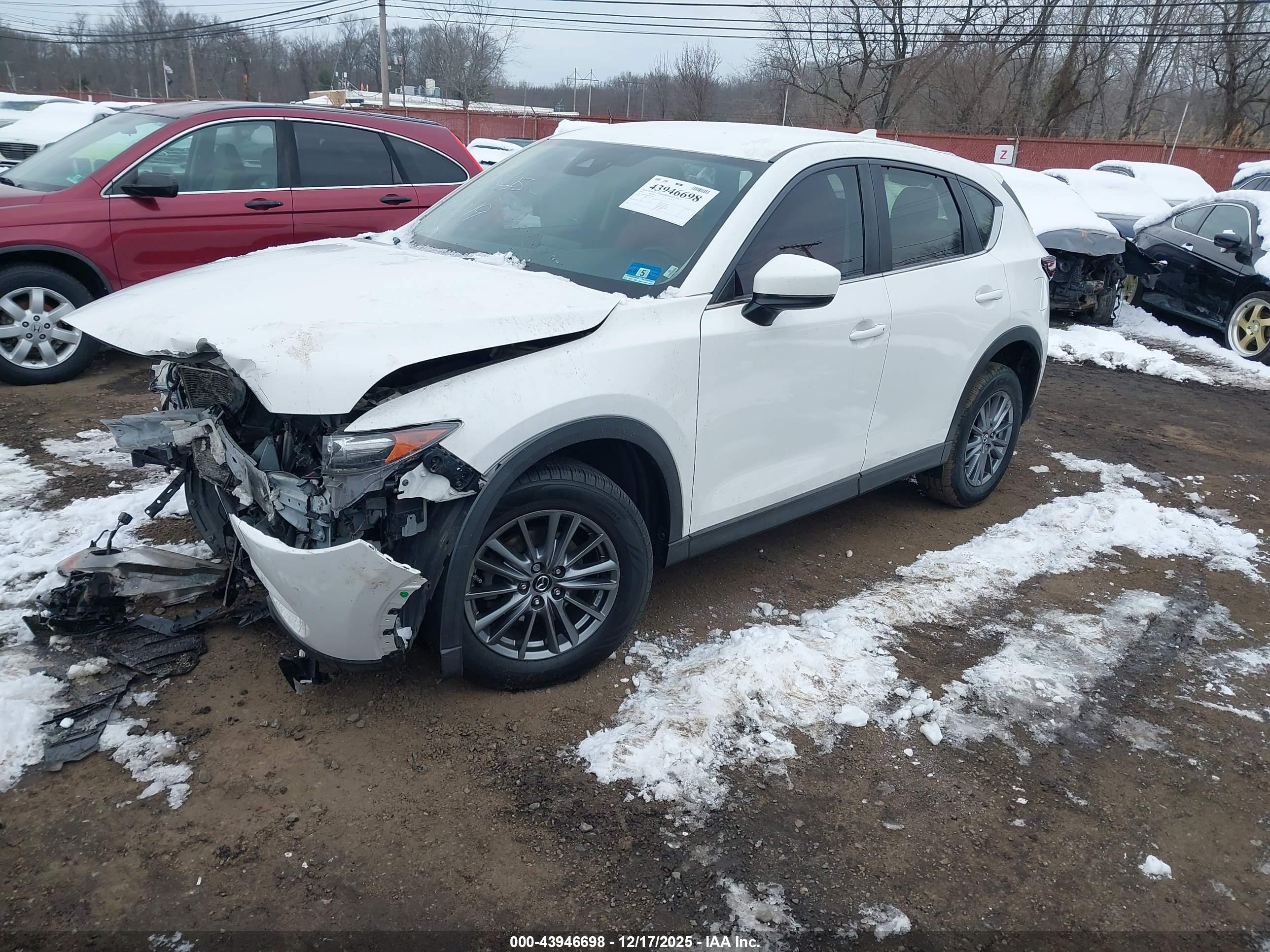 MAZDA CX-5 image 2