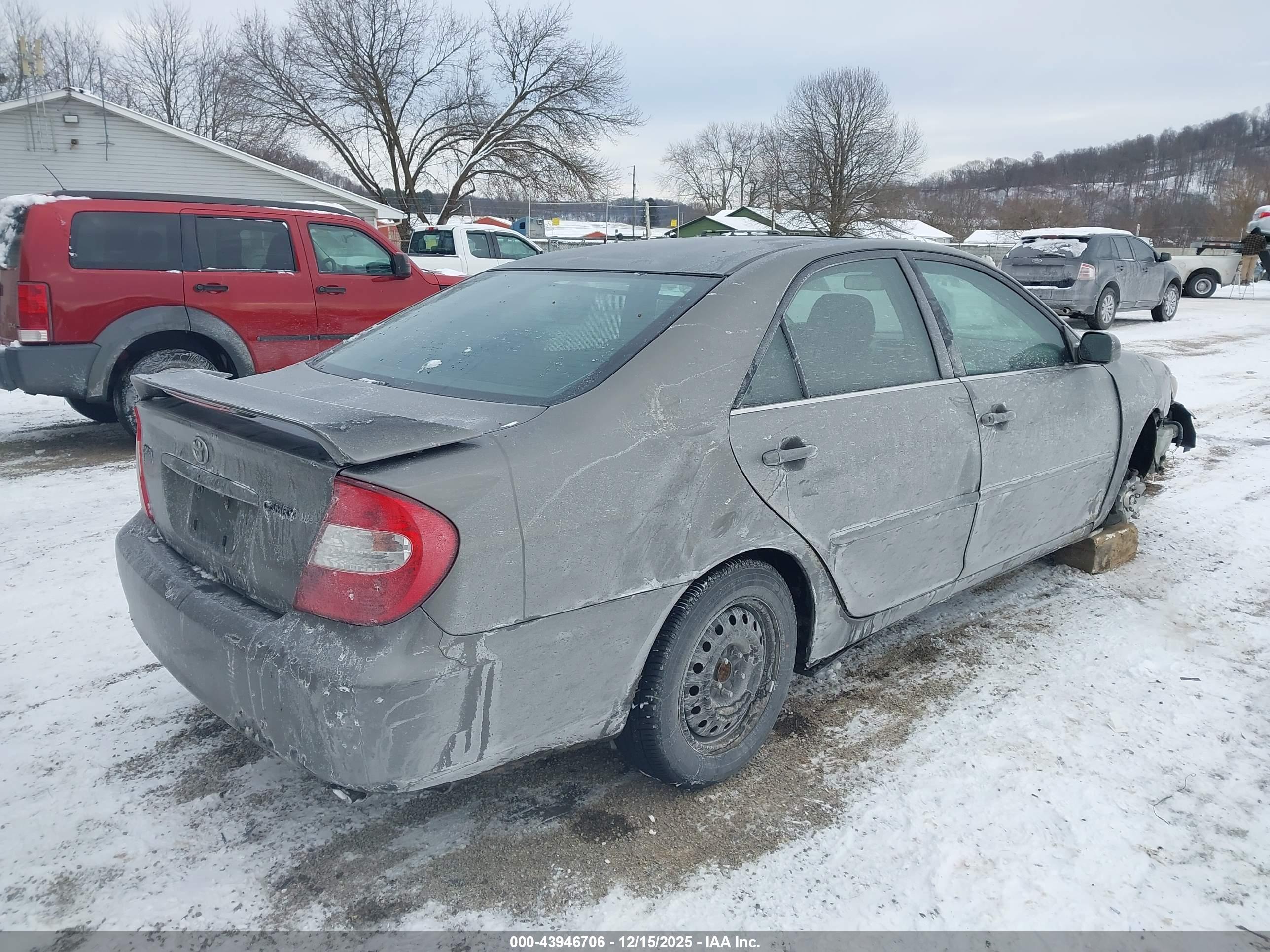 TOYOTA CAMRY image 4