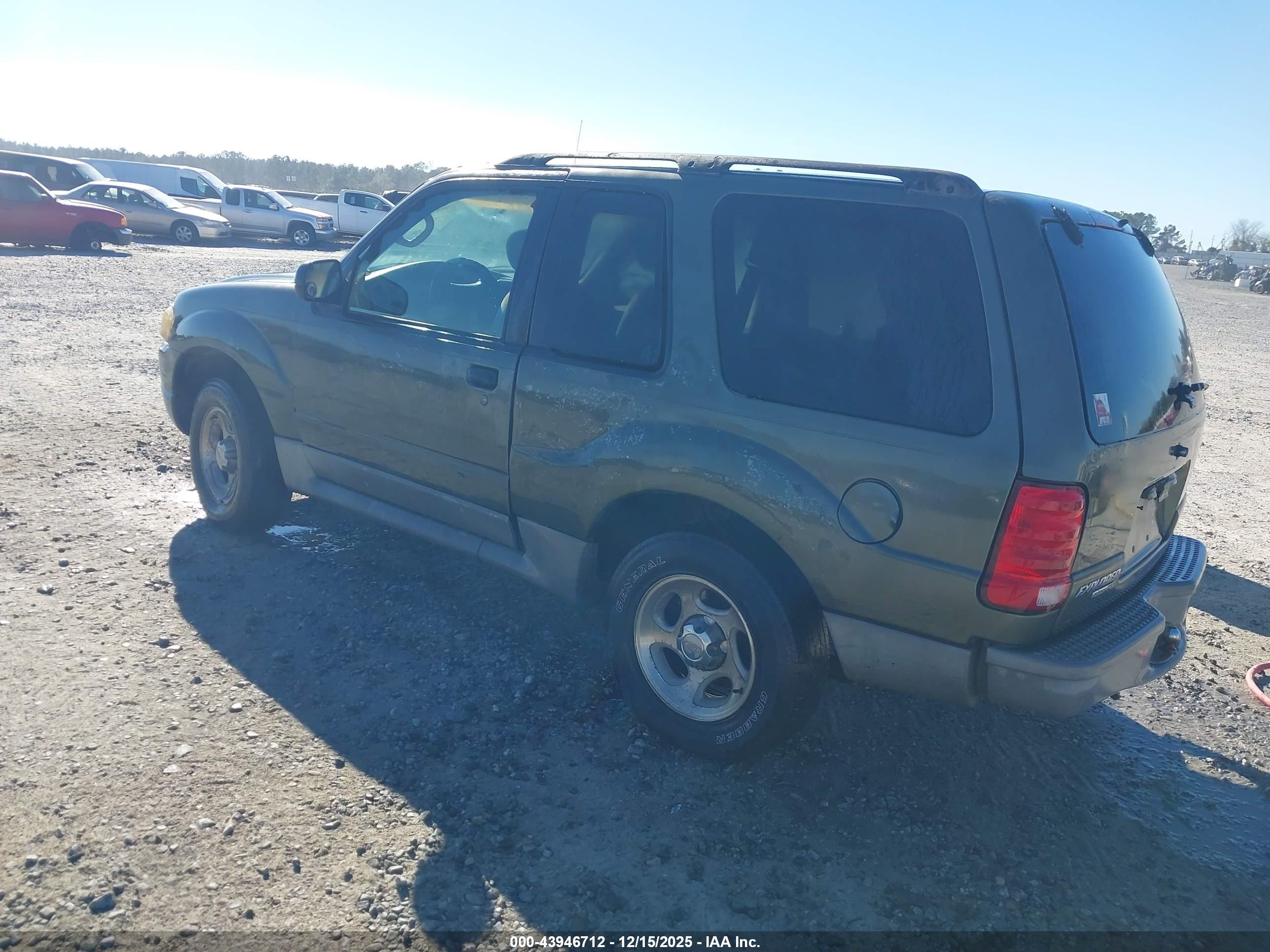 FORD EXPLORER image 3