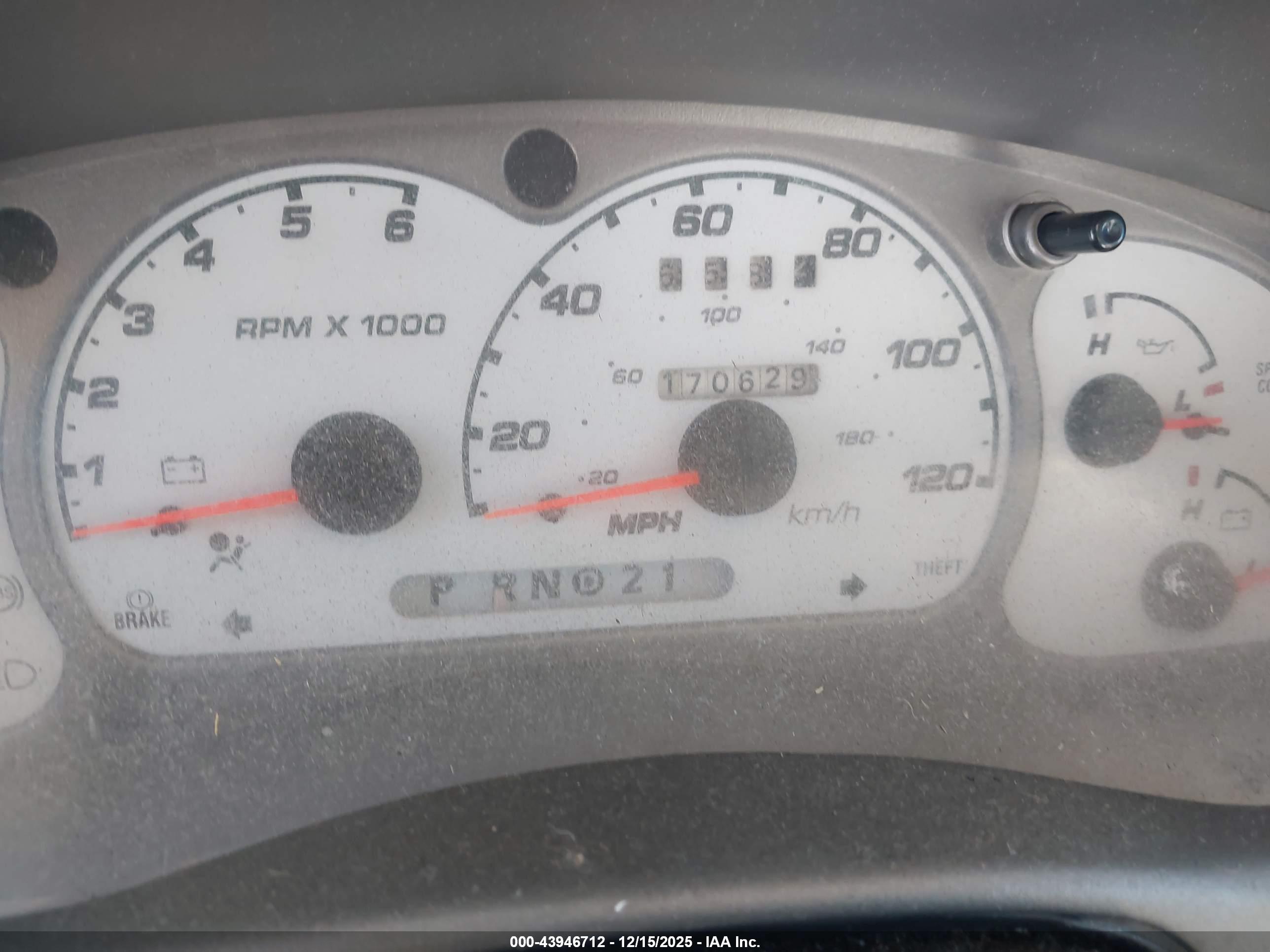 FORD EXPLORER image 7