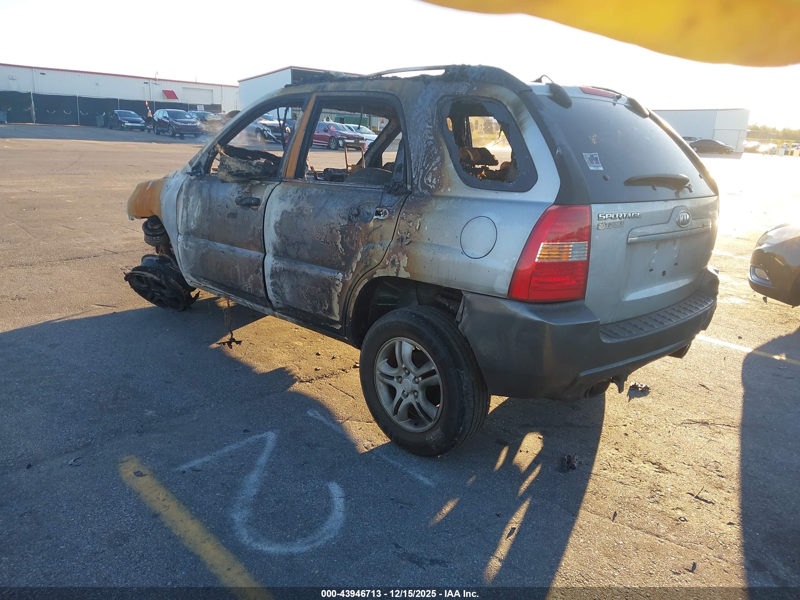 KIA SPORTAGE image 3