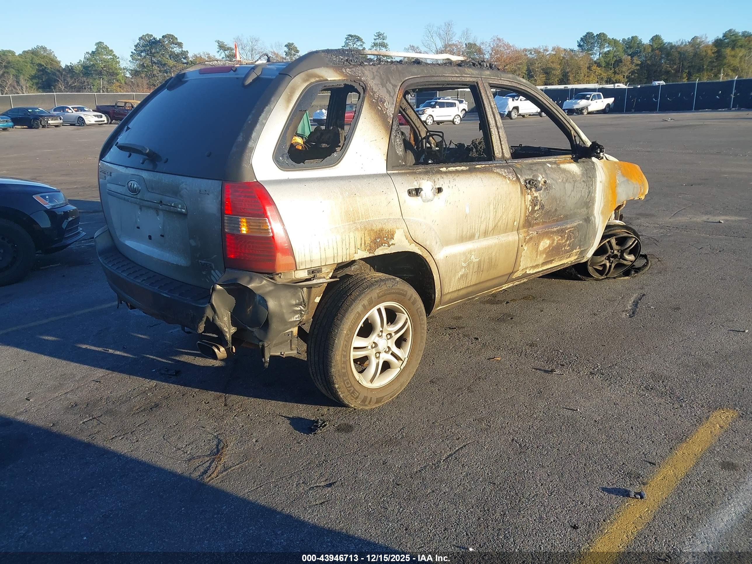 KIA SPORTAGE image 4